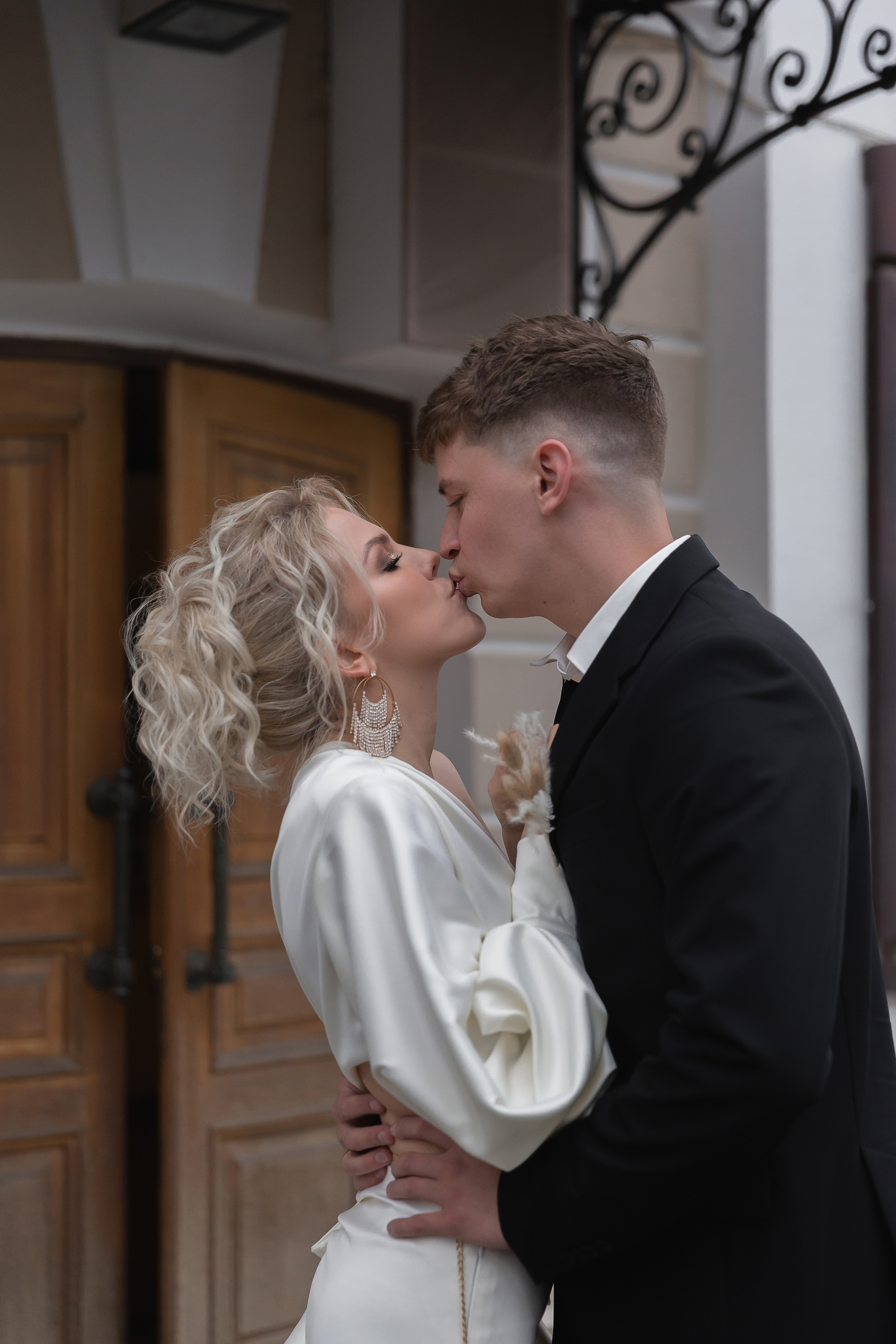 Не женюсь я, не женюсь!. Э Т О М Ы