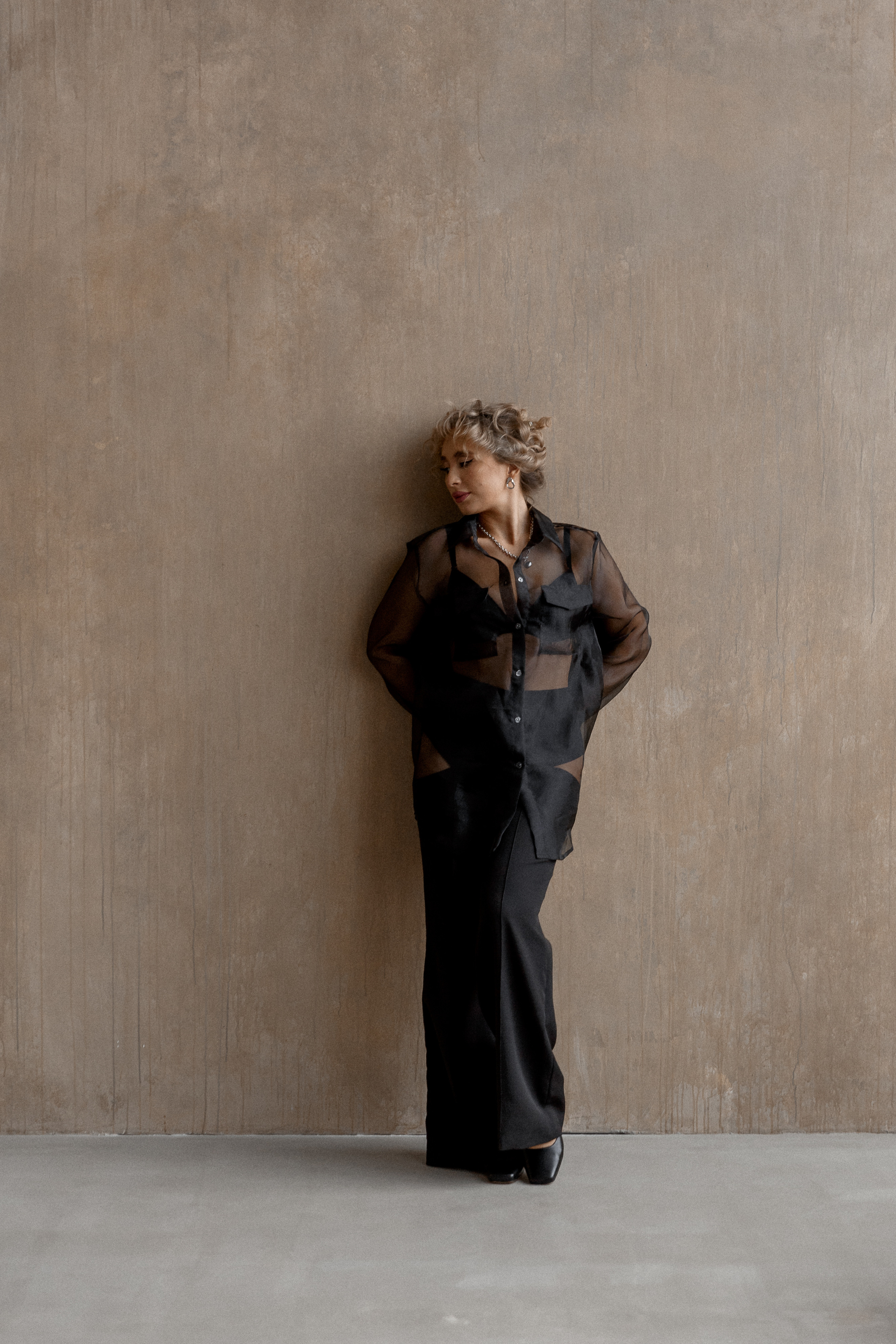 TANYA. Э Т О М Ы