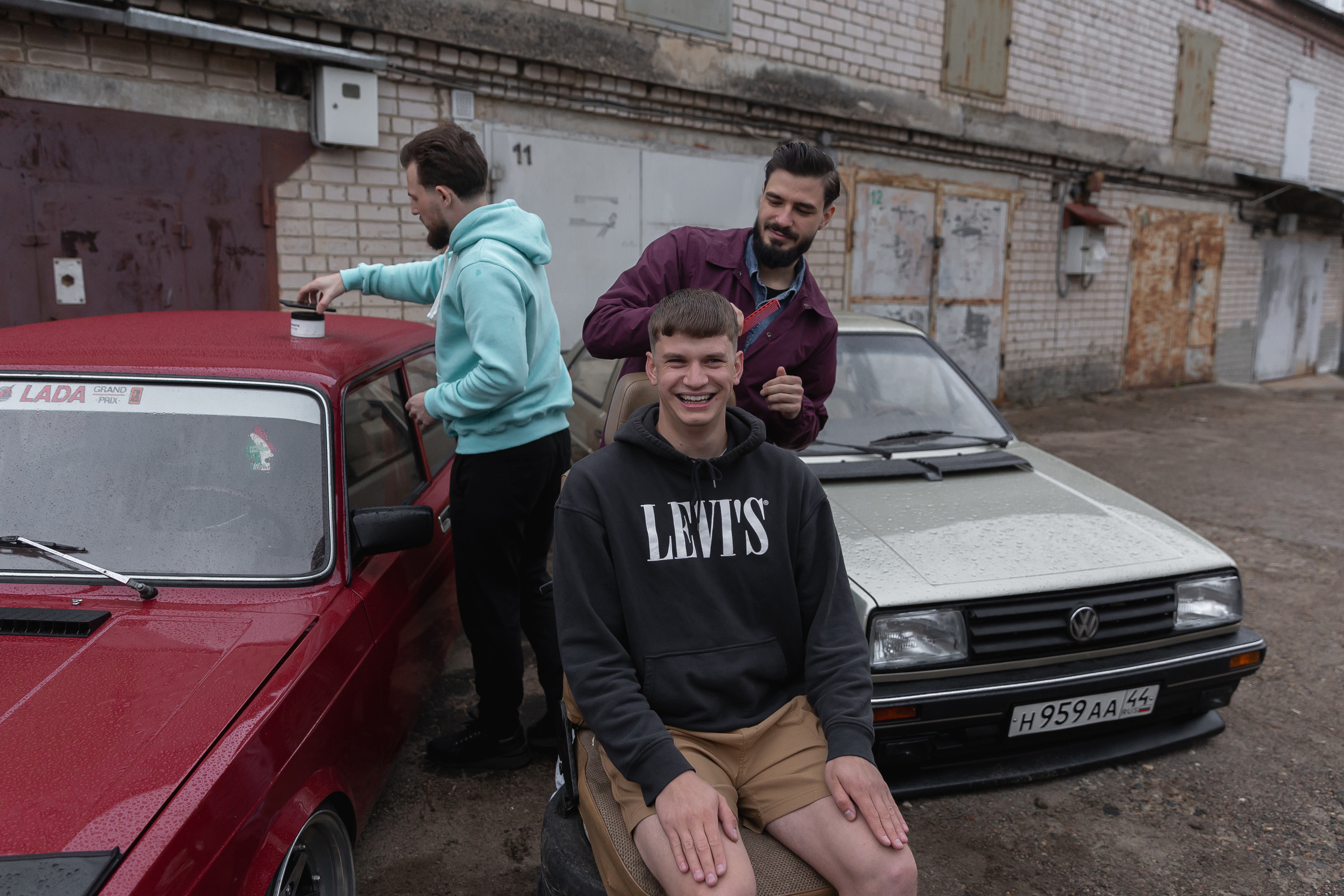 Не женюсь я, не женюсь!. Э Т О М Ы