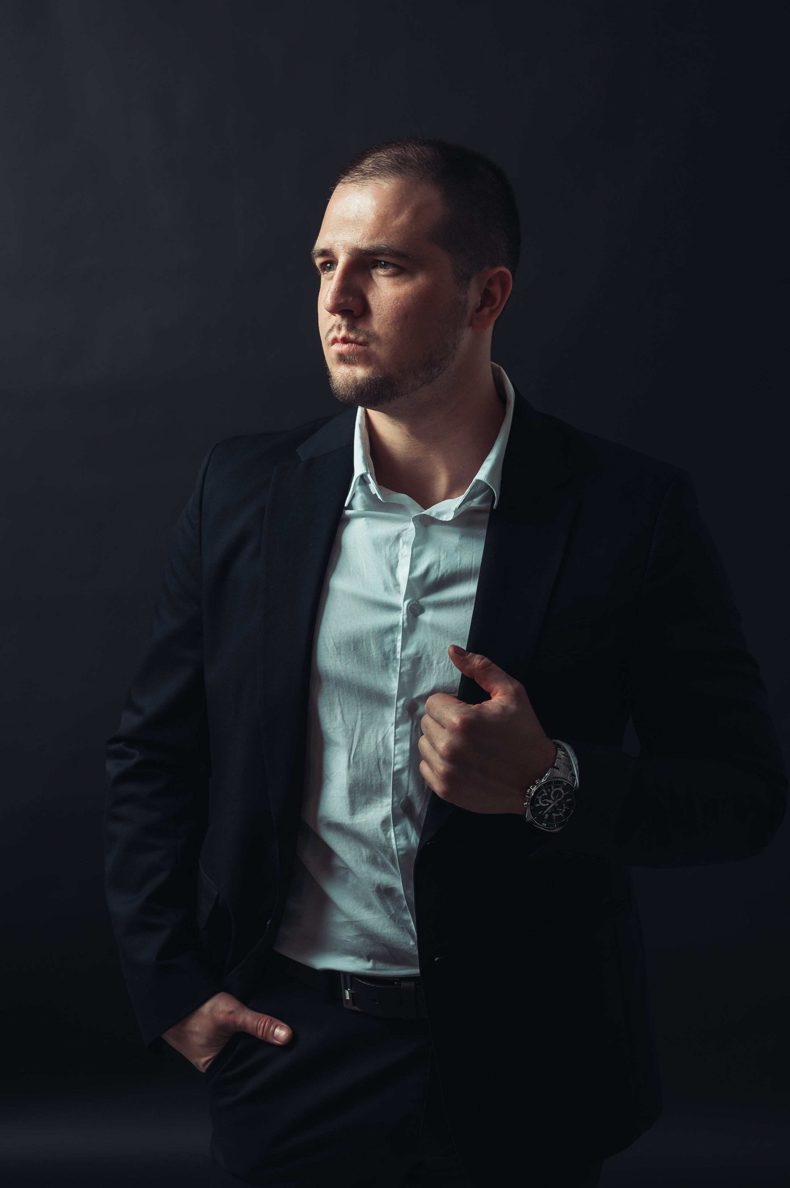 Никита Пустовалов — портретная съёмка. Иван Кубик — фотограф и видеограф