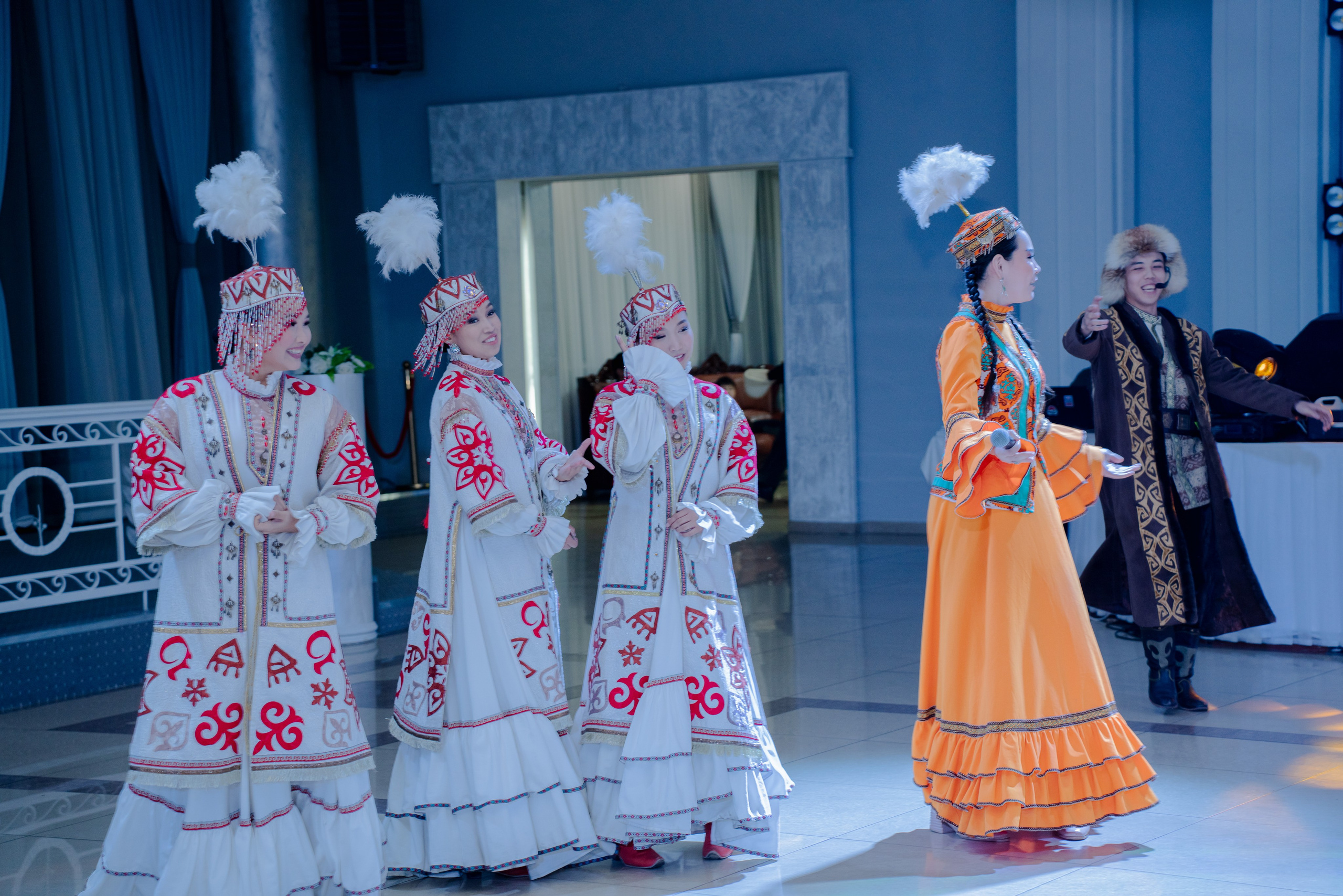 KAMILLA QYZ UZATU. Nomad media