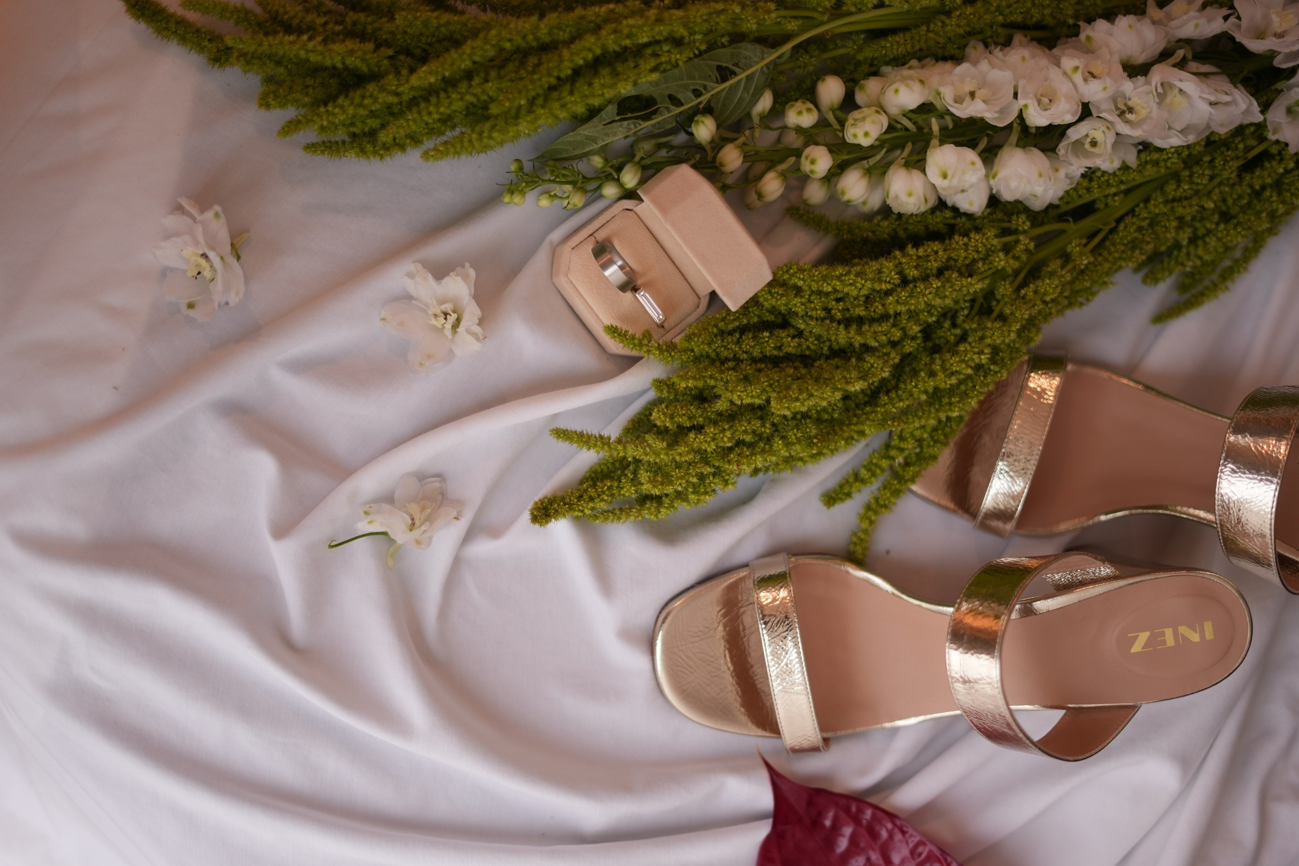 Olivia and Zack / 1 wedding day. Wedding Photographer in Barcelona and Medellin