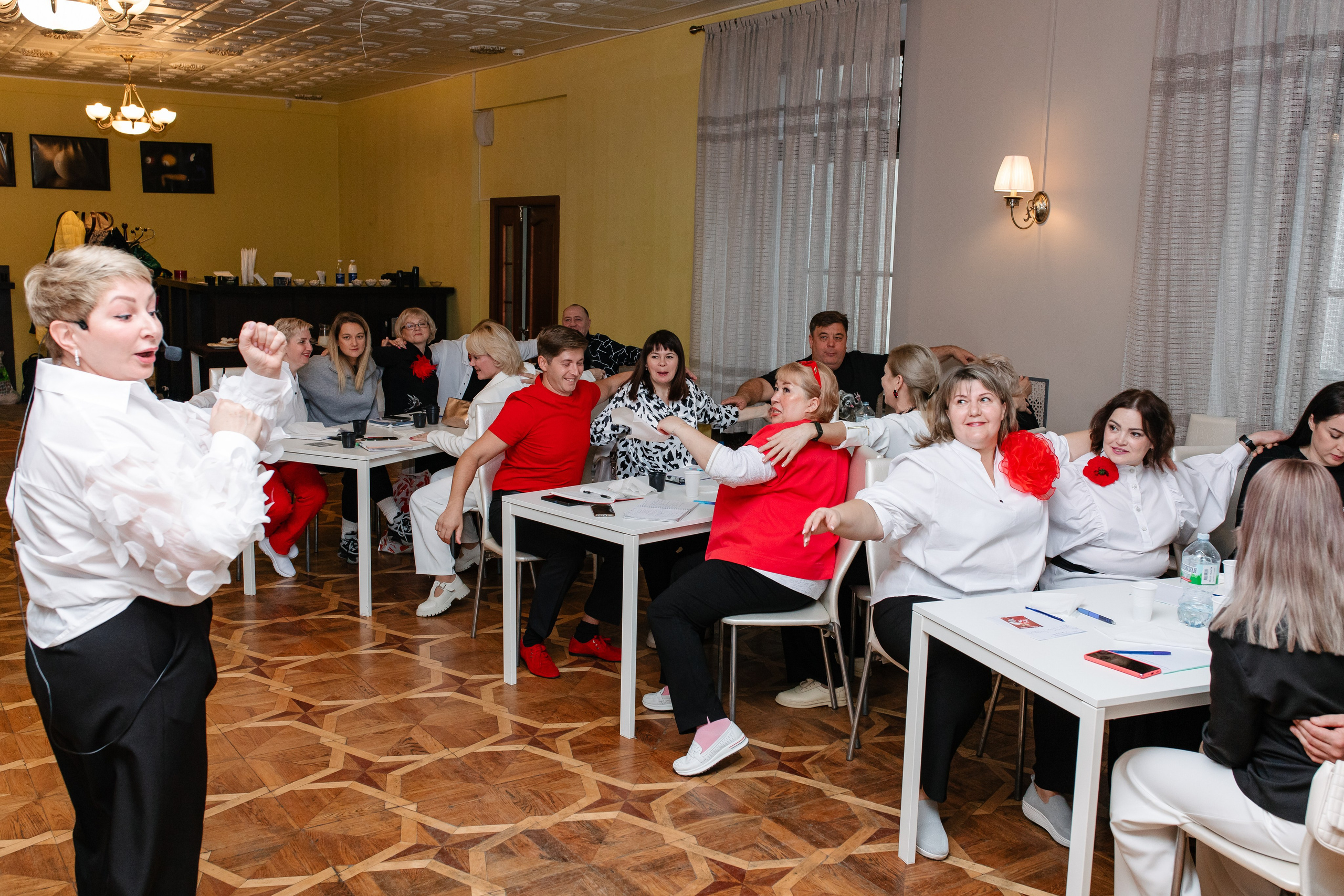 Мастер-класс для банкетных ведущих. Октябрь 2024. Фотограф Пермь. Свадьбы. Семья и дети, школа, д. сад. Фотокниги