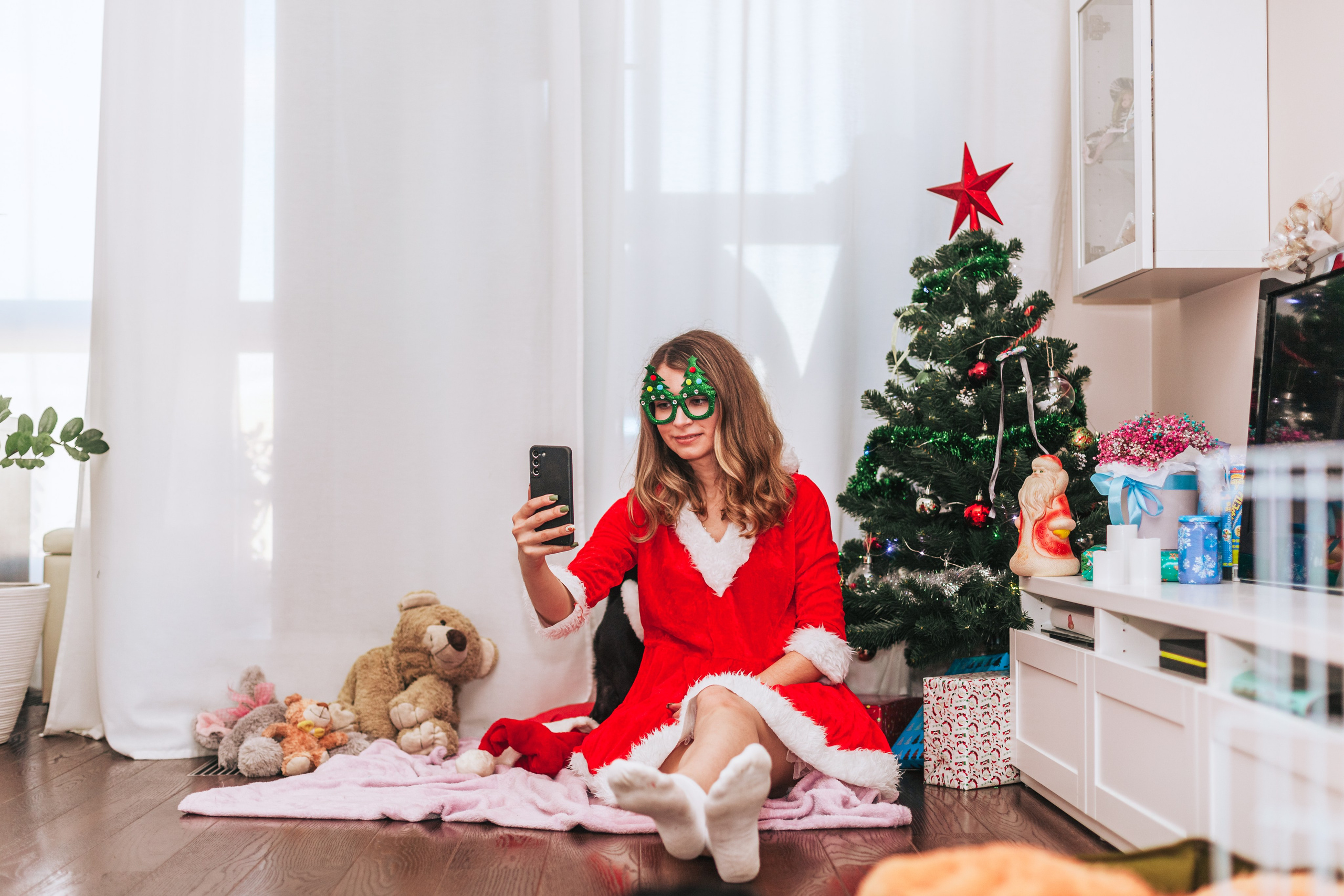 Домашняя фотосессия Оли и двух ее мопсов. Фотограф-анималист Татьяна Степанова