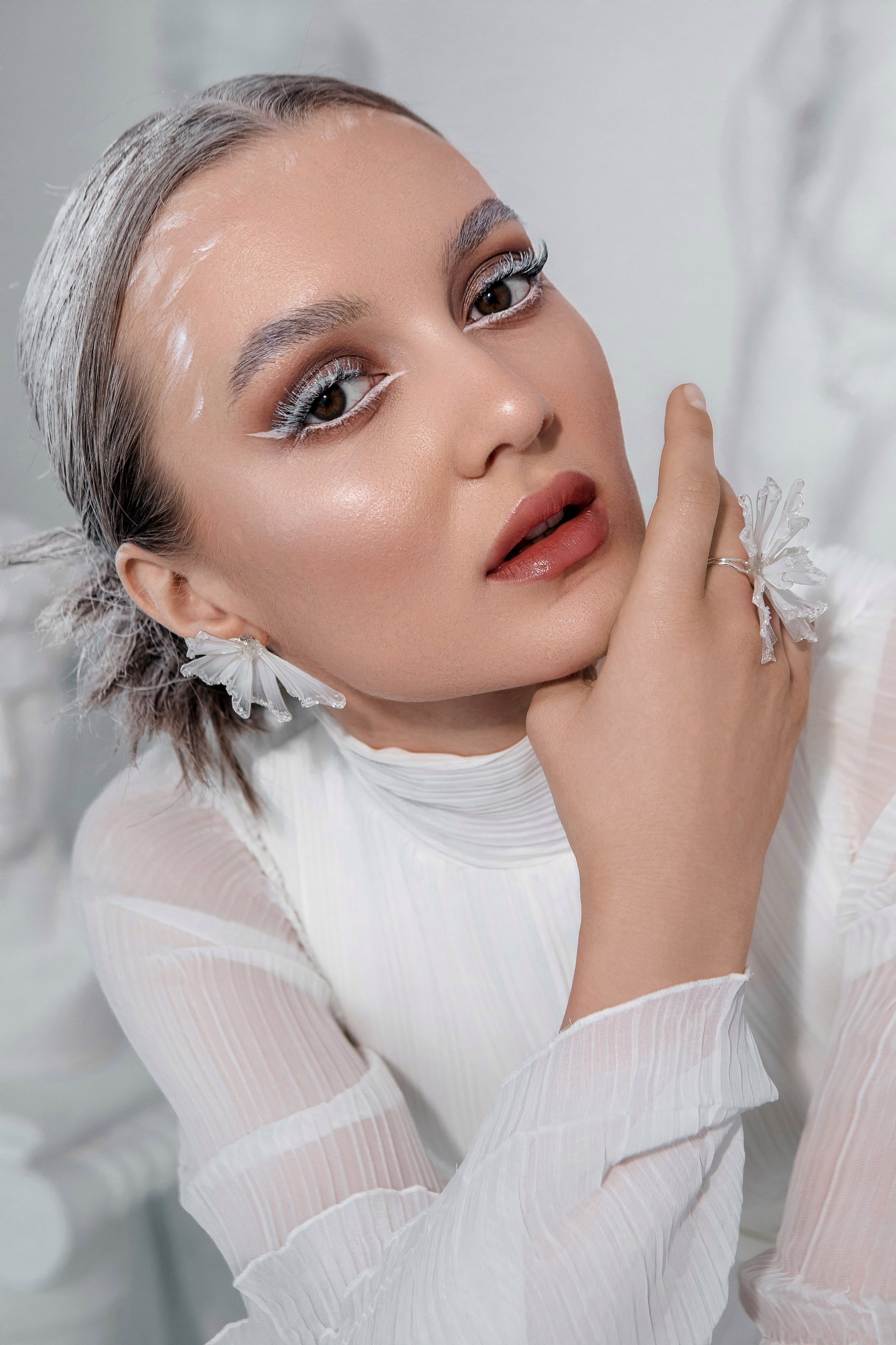 Для бренда украшений Оксана Туз. Свадебный и семейный фотограф Ибрагимова Мария из Екатеринбурга