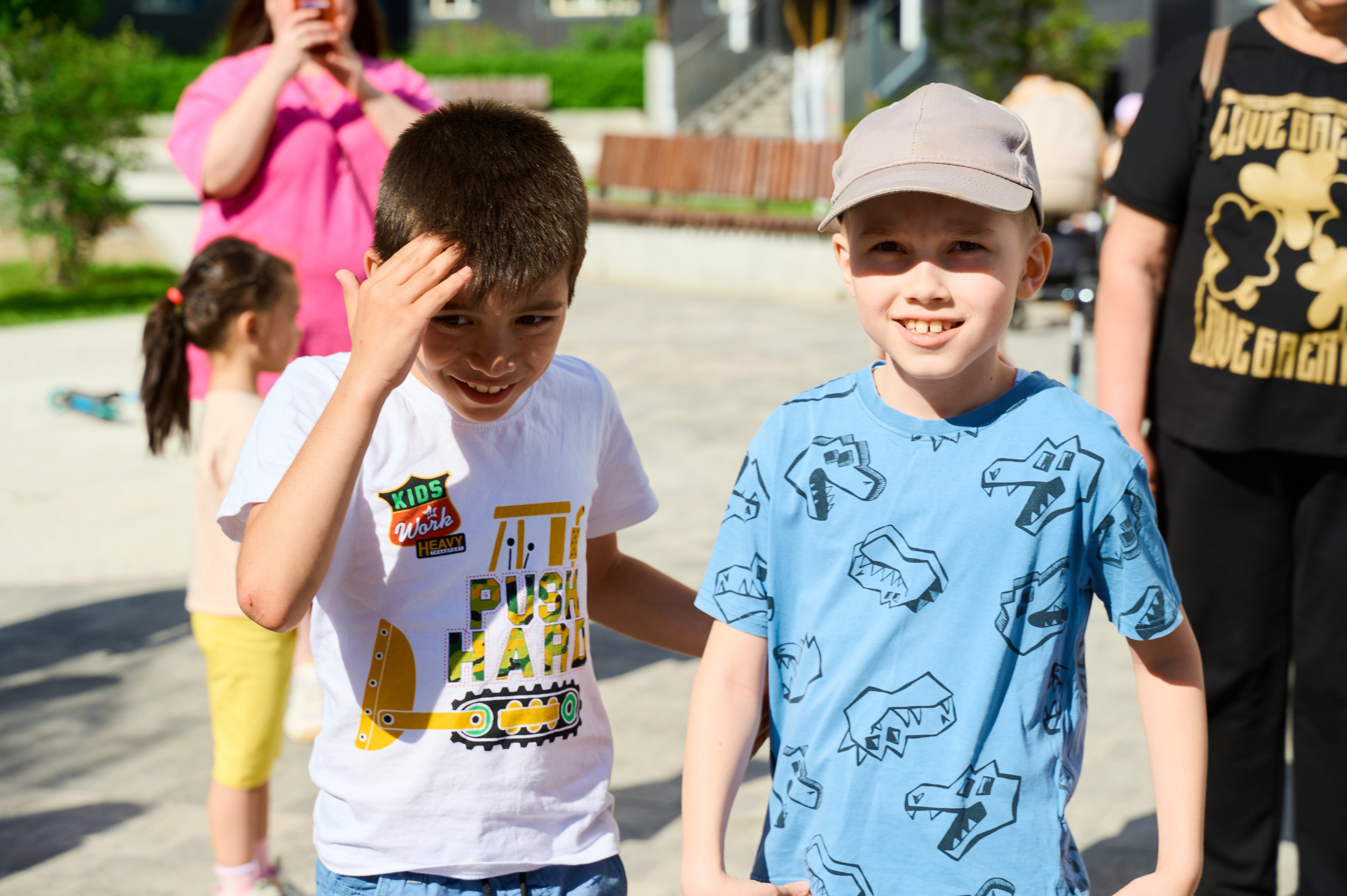 1 июня ЖК Галактика. Фотограф Универсал в Новосибирске
