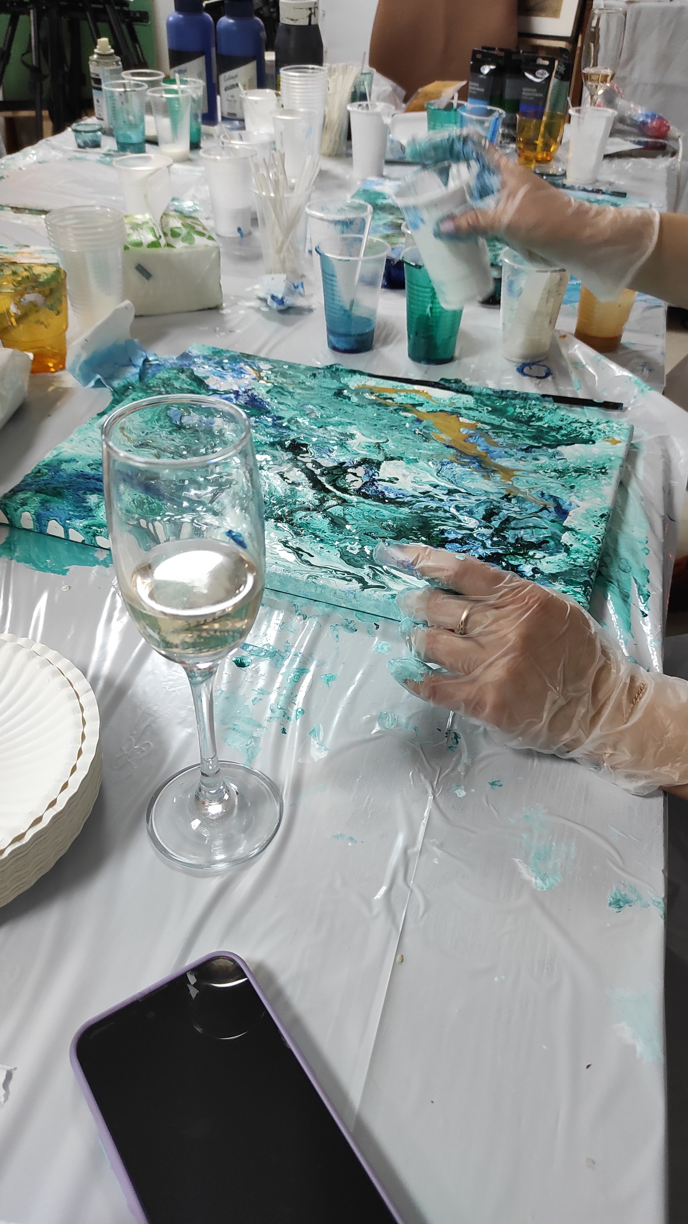 Арт-вечеринки. Арт-вечеринки и мастер-классы в Москве для взрослых и детей