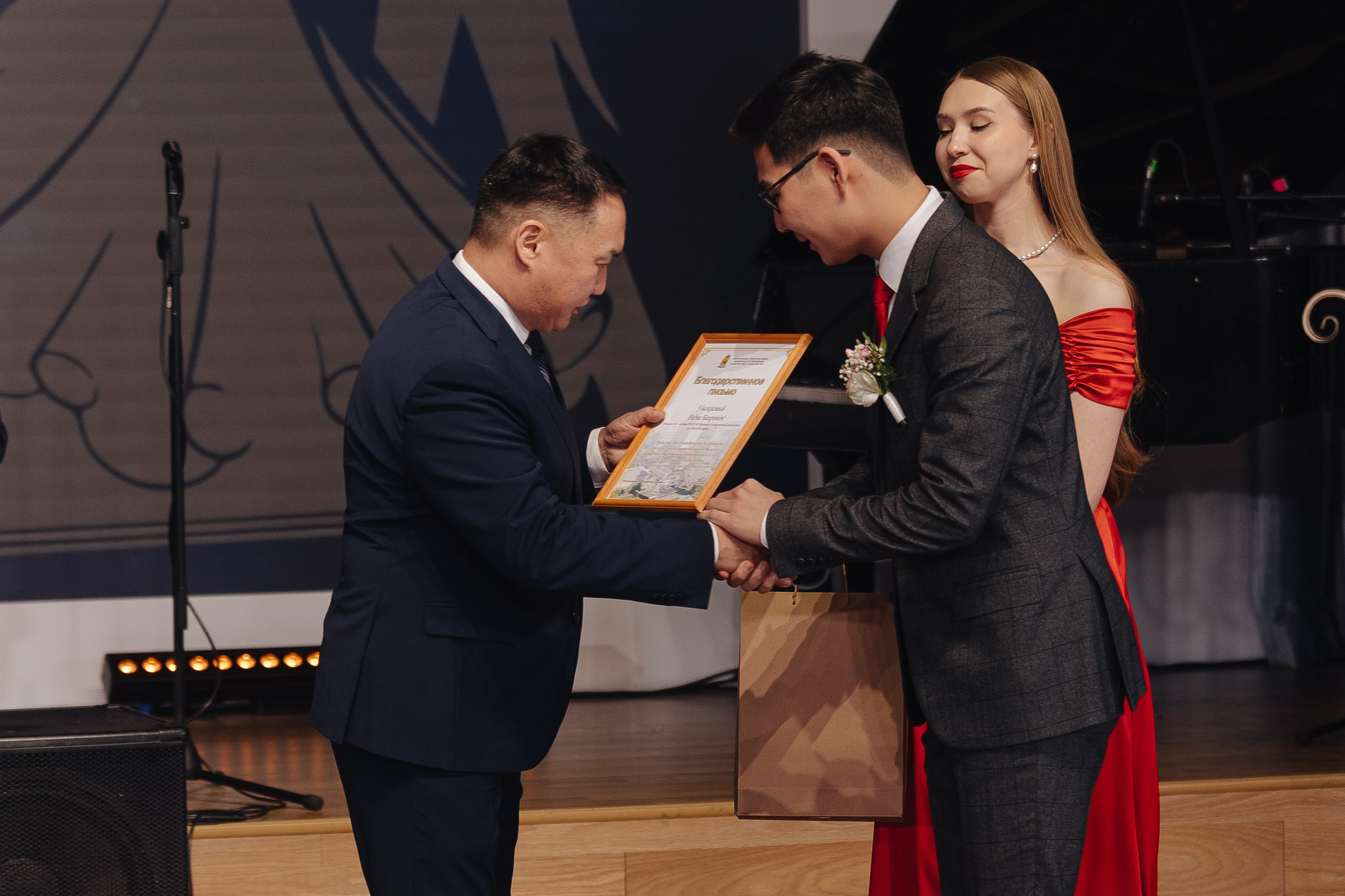 Студенческий бал. Свадебный и семейный фотограф в Улан-Удэ