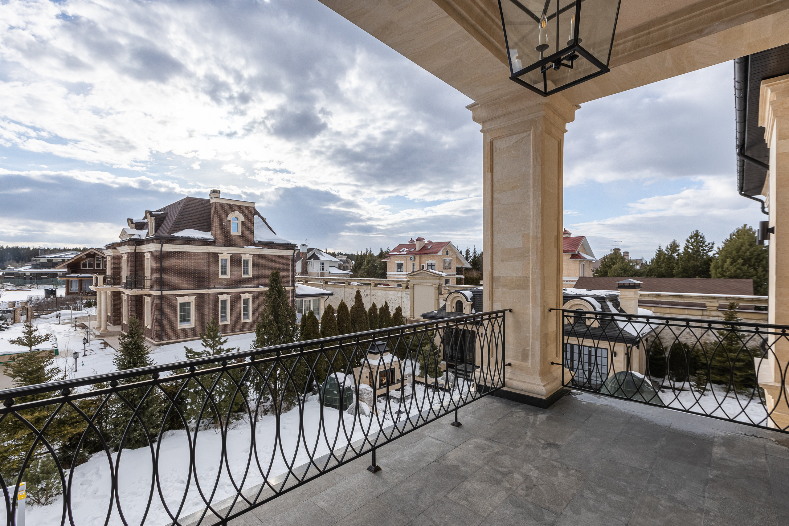 Интерьерная фотосъемка дома на продажу. Интерьерный фотограф в Москве Роман Потапов