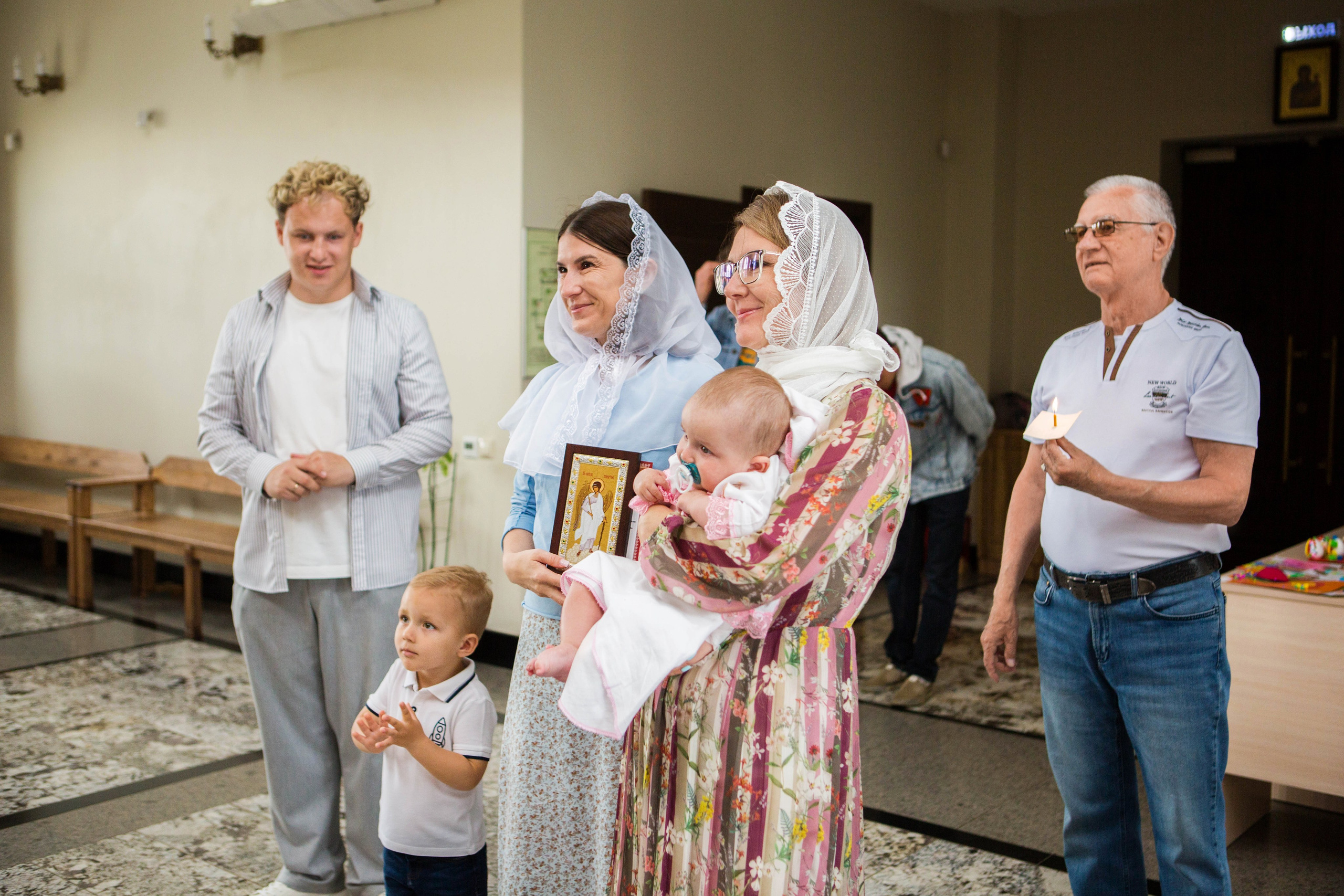 Крещение Софии. Храм Андрея Первозванного. Свадебный семейный и детский фотограф в Краснодаре Карина Федоровская