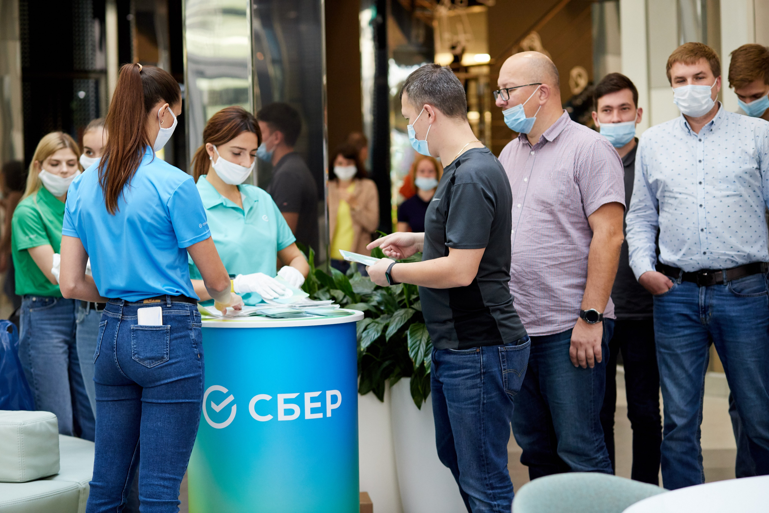 Сбербанк (акция). Репортажный Фотограф