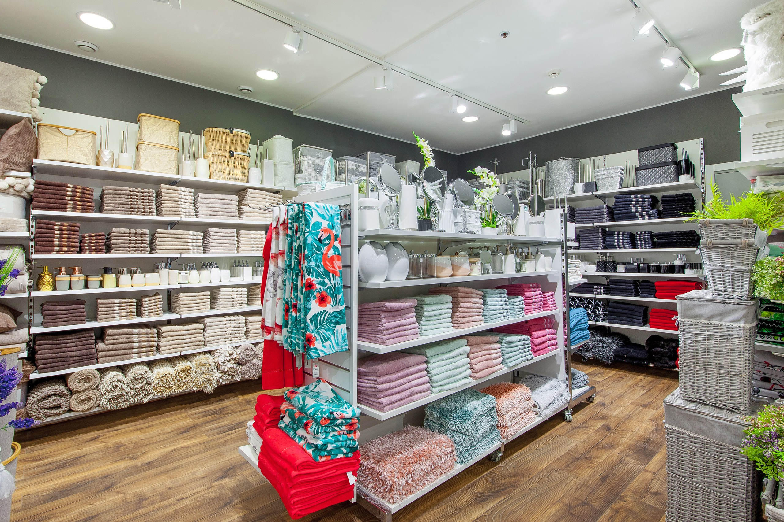 Shops. Interior photographer Vitalii in Portland and Vancouver