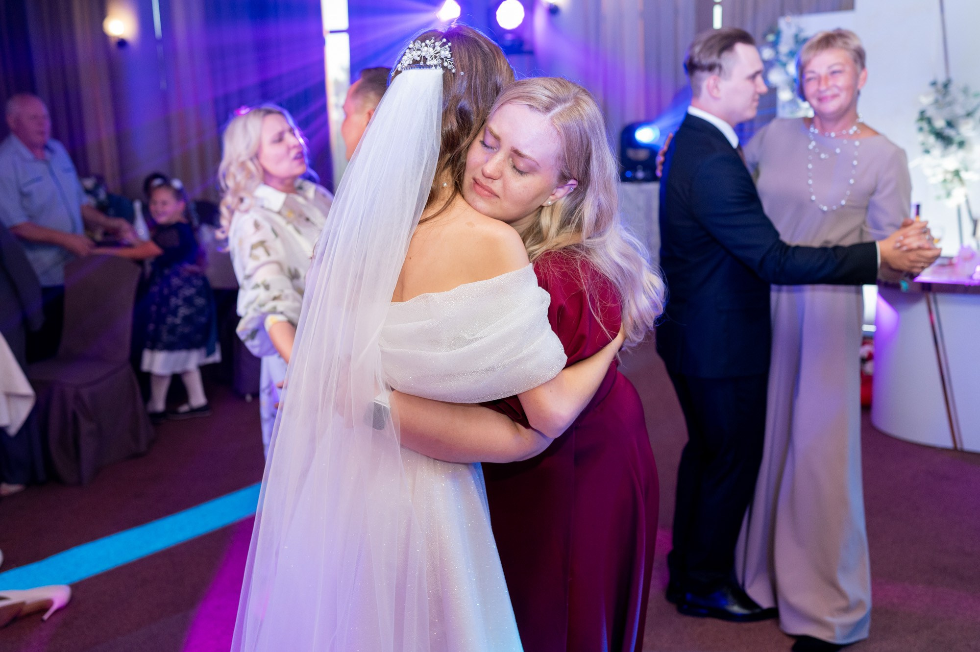 Полина и Данил. Свадебный и портретный фотограф в Омске Матвей Краузе