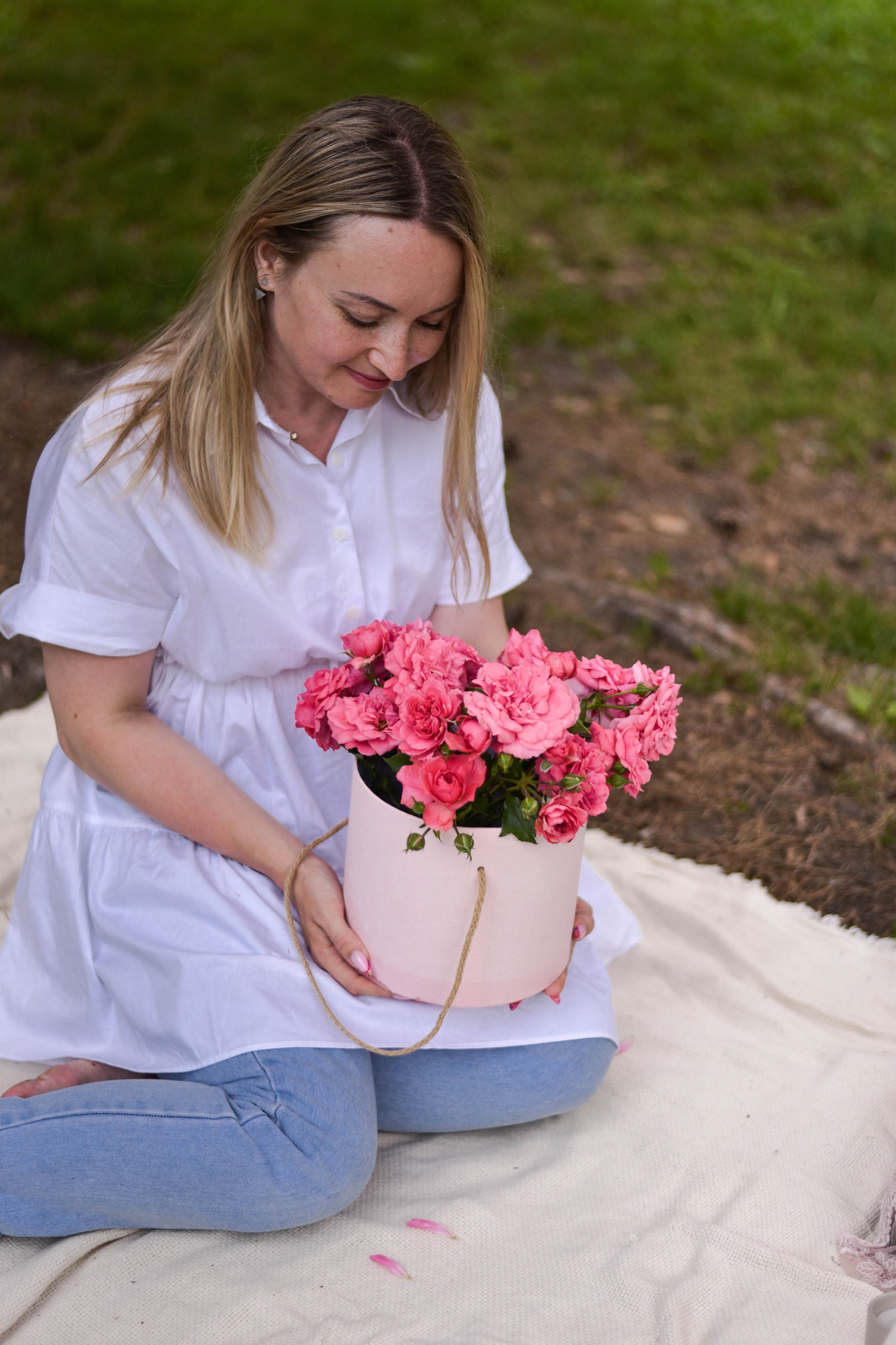 Пикник под деревом. Фотограф Юлия Гревцова