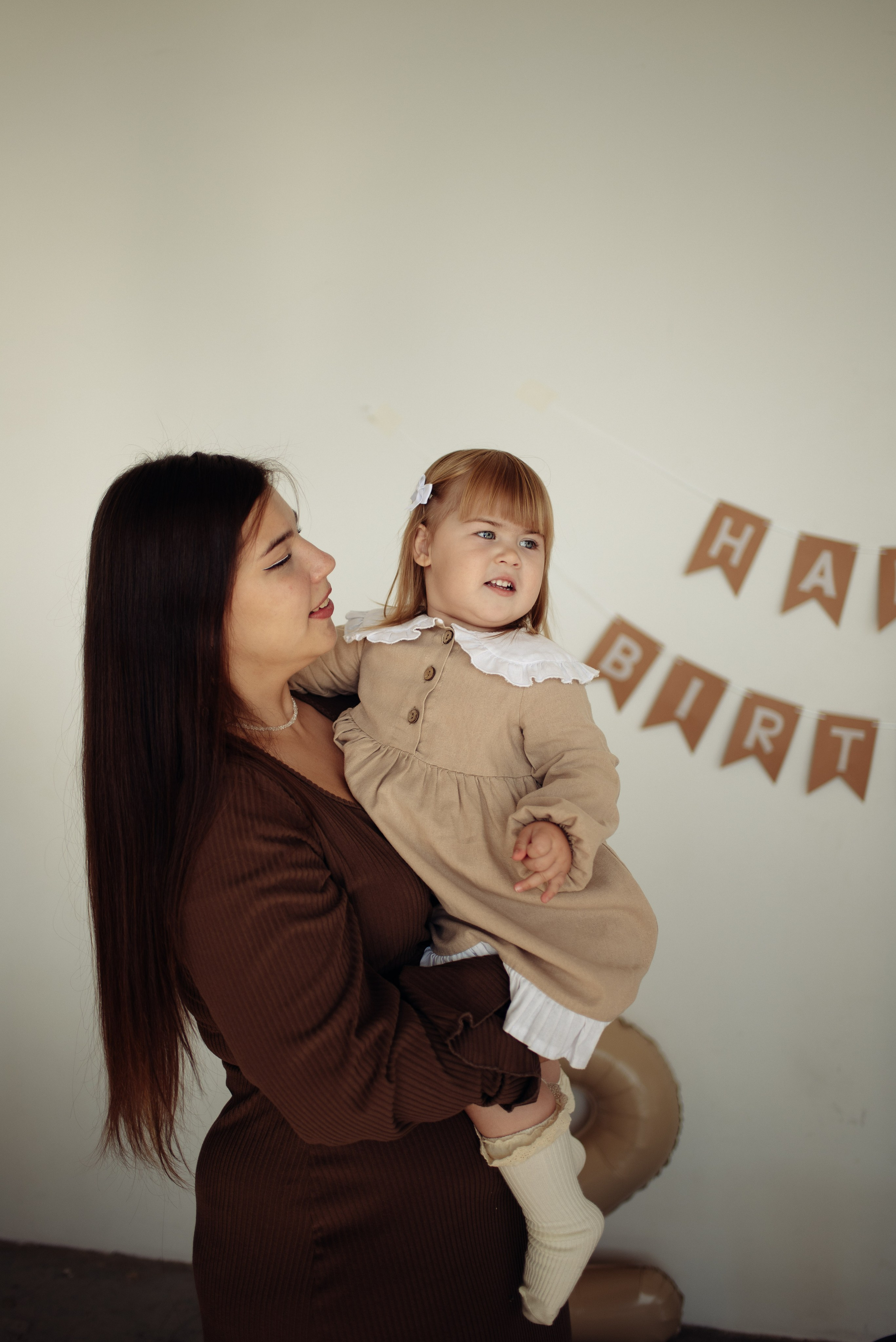 Настя, Паша и маленькая Лиза. Обо мне