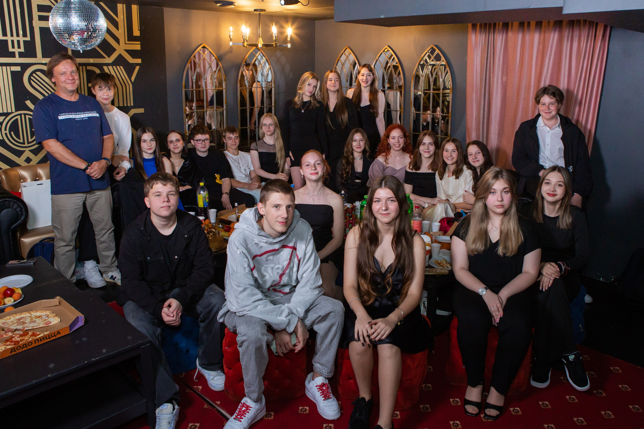 Праздники в школе. Репортажный фотограф Ирина Сухарева