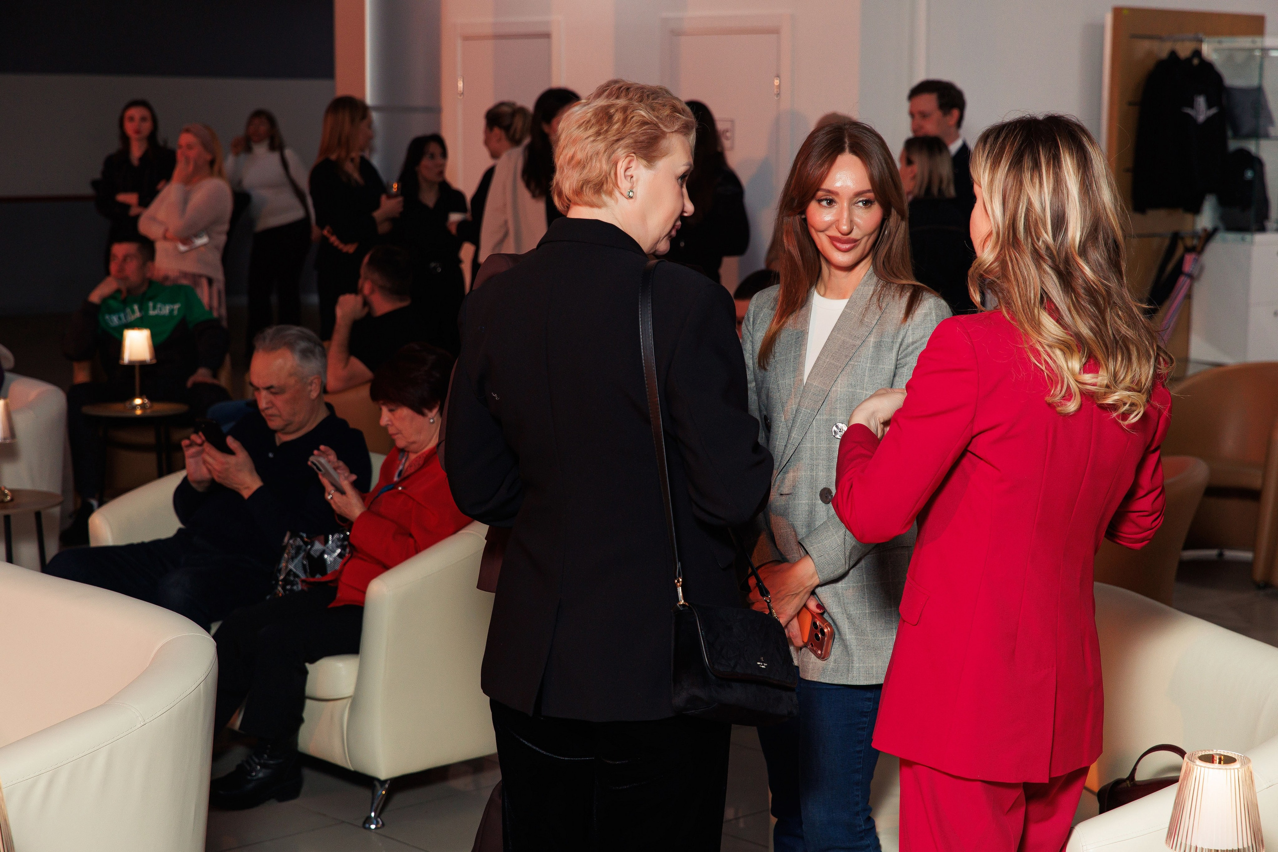 Презентация новой Toyota RAV4. Репортажный и свадебный фотограф в Уфе Павел Кожевников