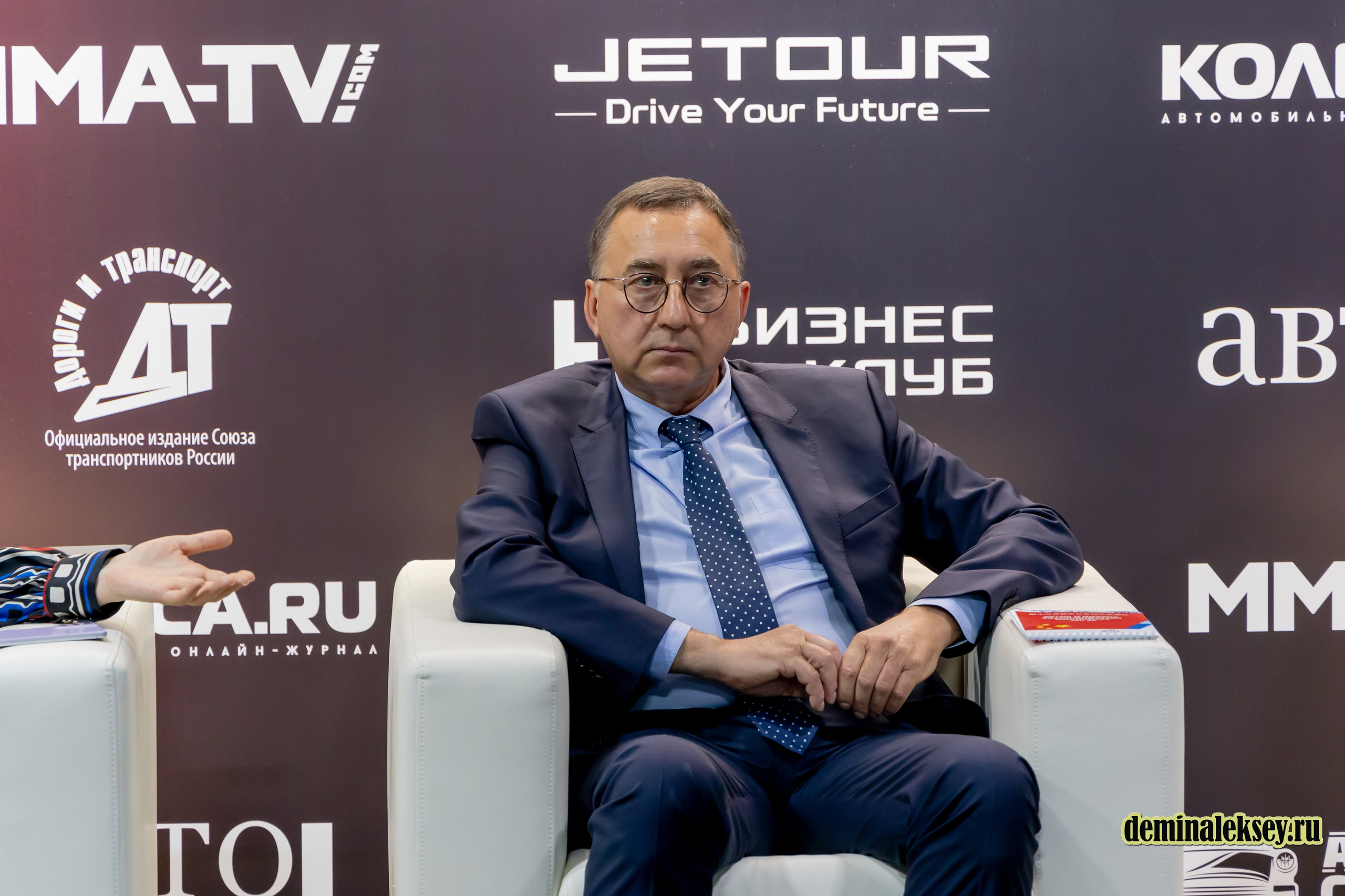 Chinese Motor Show 2024. Репортажный, семейный и студийный фотограф в Москве Демин Алексей