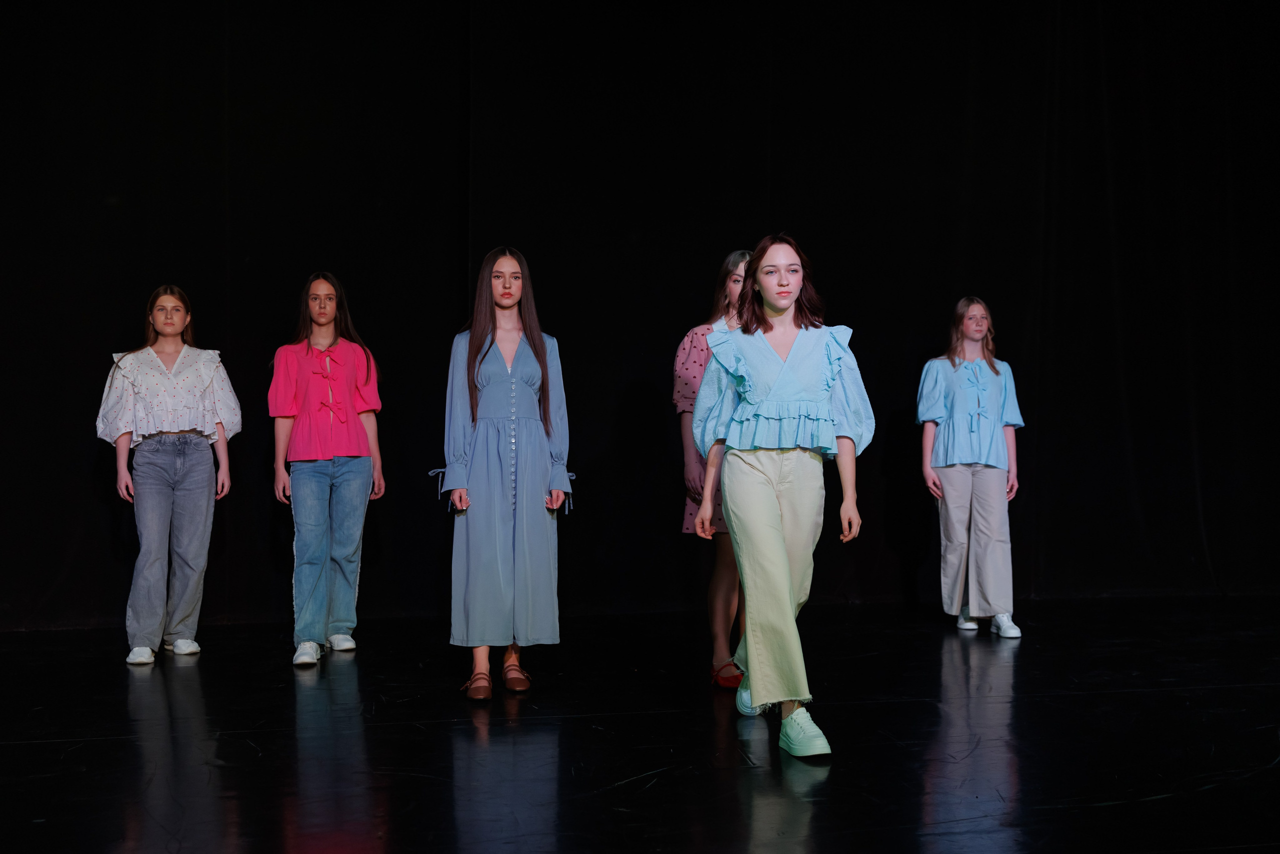 Показ коллекций Новосибирских дизайнеров для Fly Production. Фотограф Новосибирск — Наталья Гресь