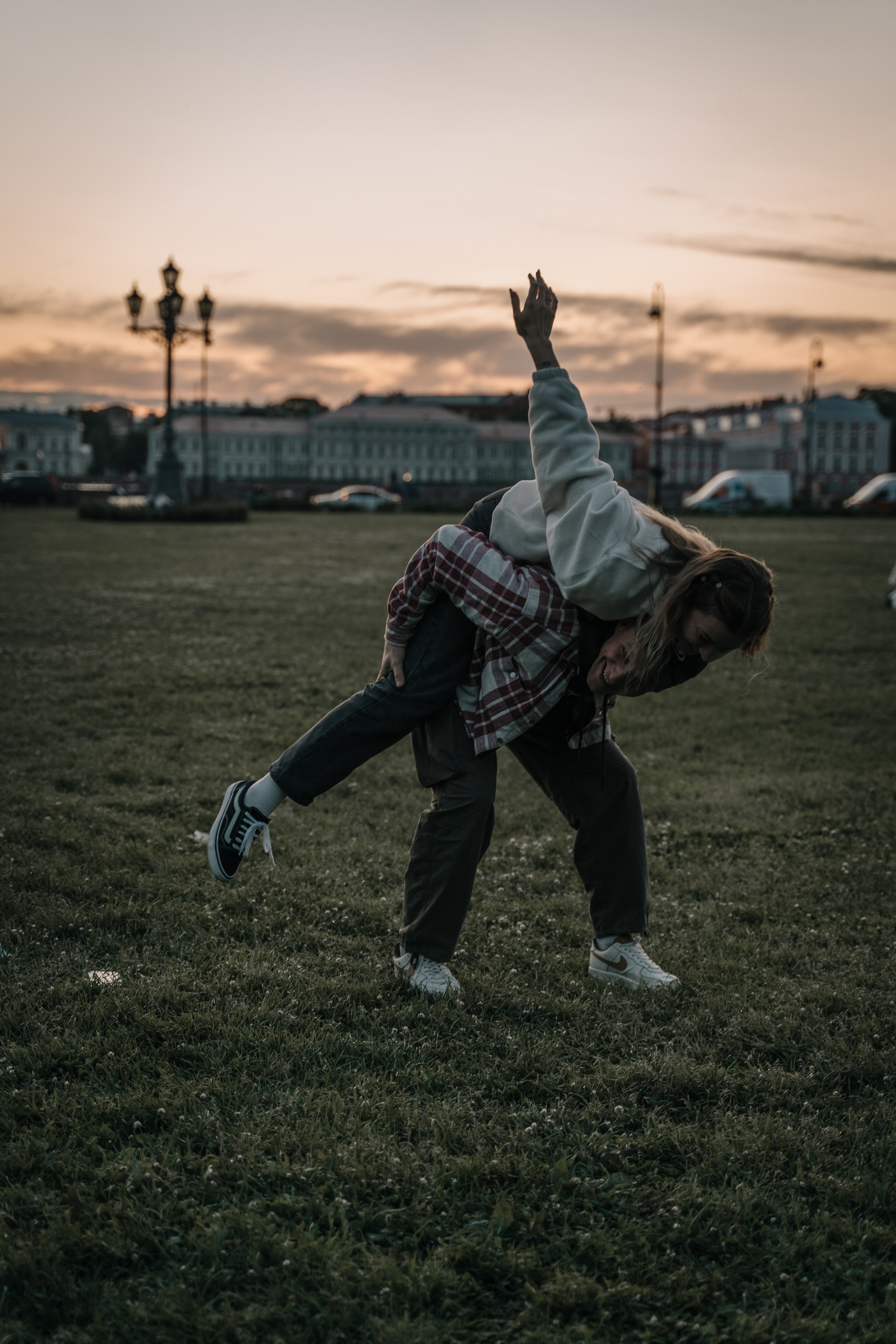 SUDAKOVY. MILATE — выпускные альбомы, фотосессии и видео в Москве