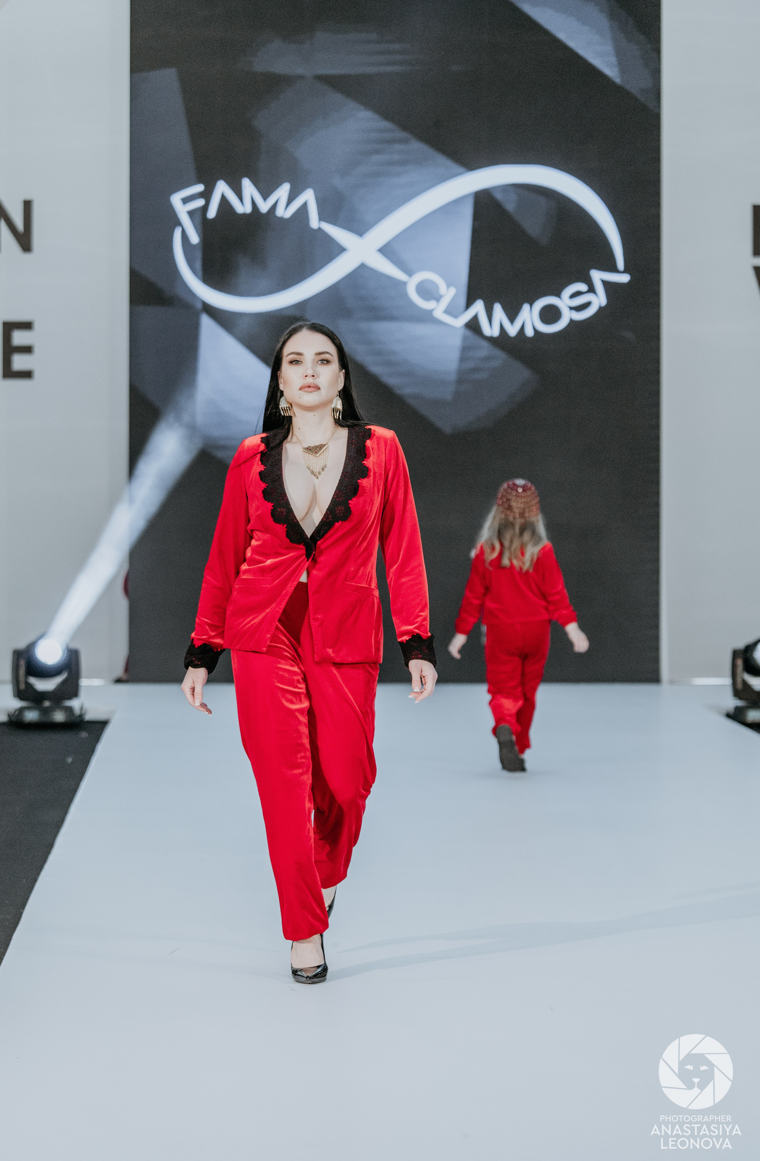 Fashion Week Türkiye [spring, 2025]. Anastasia Leonowa