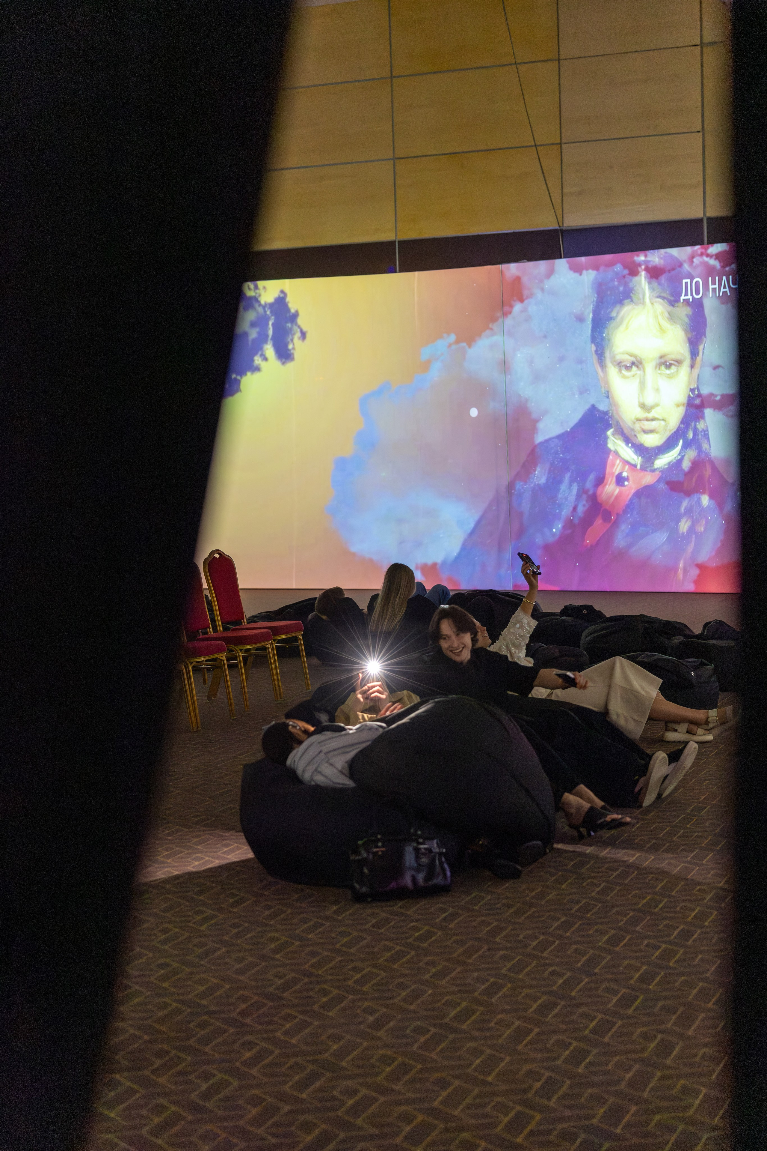 Репортажа съемка. Выставка Репина. Фотограф Максим Калинченко