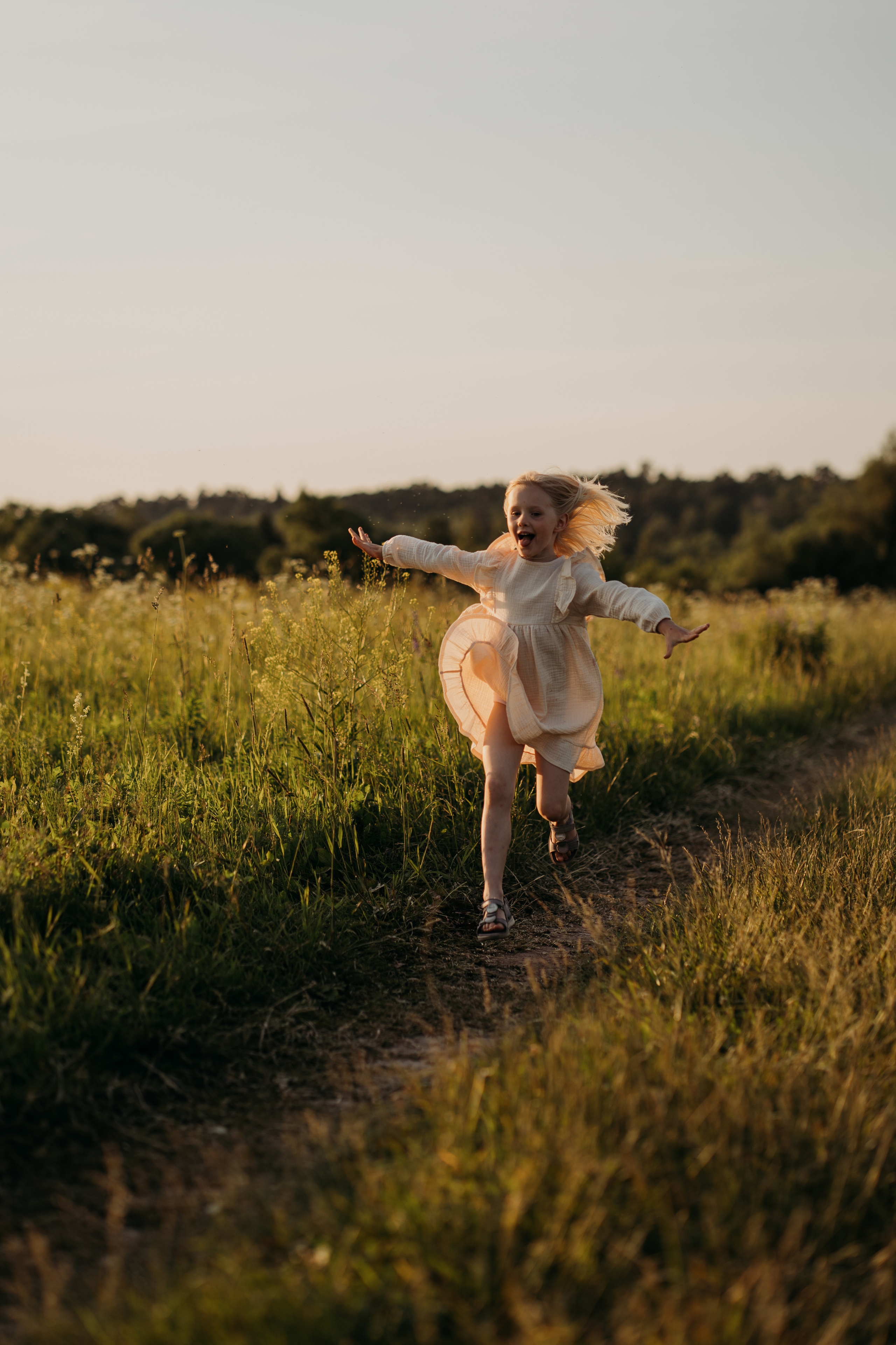 На закате. Семейный фотограф в Москве Надя Бугаева