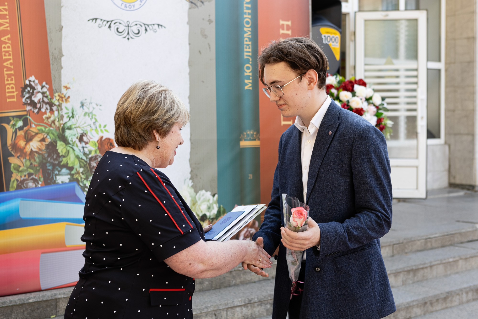 Фотосъёмка выпускного в школе. Свадебный фотограф, фотосъемка в Крыму, Севастополе, Симферополе, Ялте