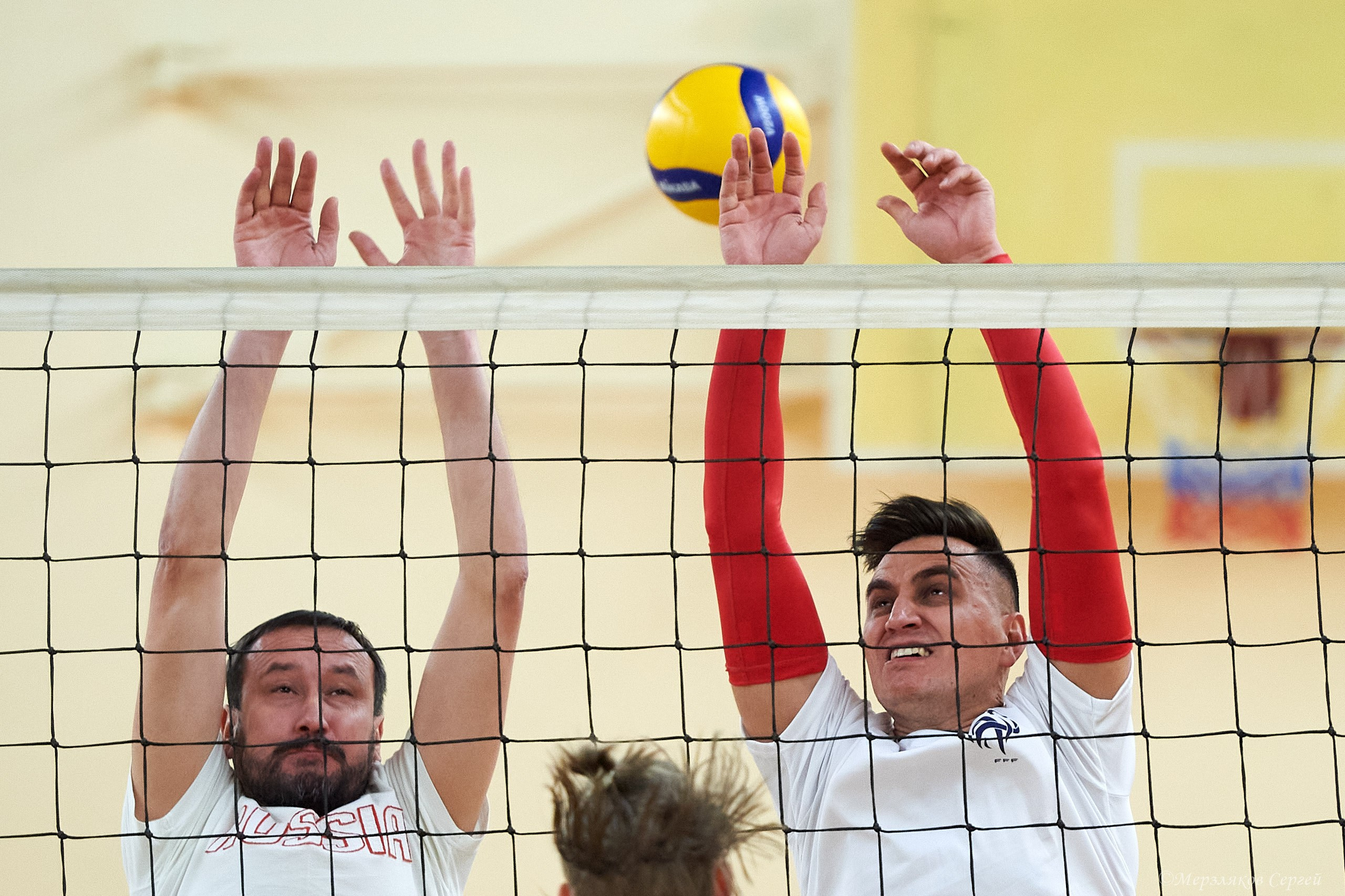 Новогодний турнир по волейболу. Ижевск. 15.12.2023. Спортивный репортажный фотограф в Ижевске Сергей Мерзляков