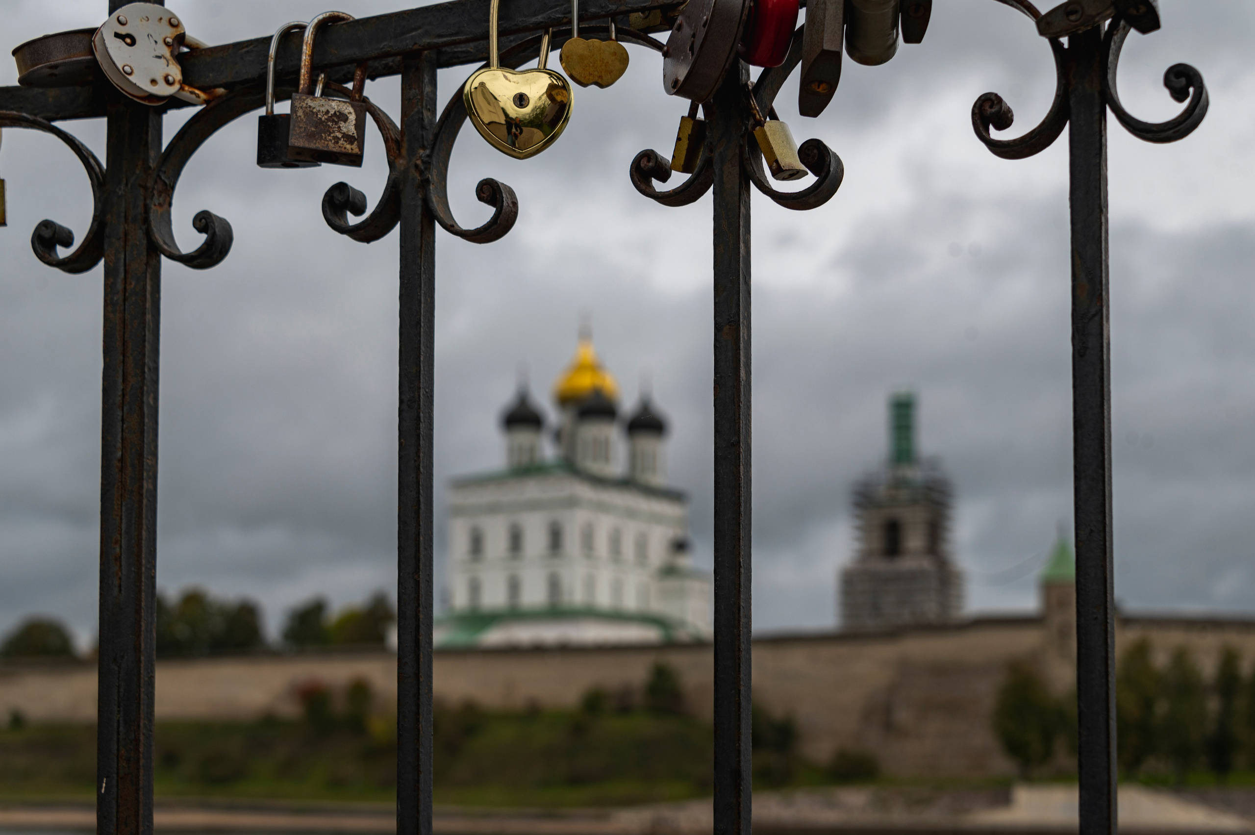 Псков. Октябрь 2023. Фотограф Роман Адлер