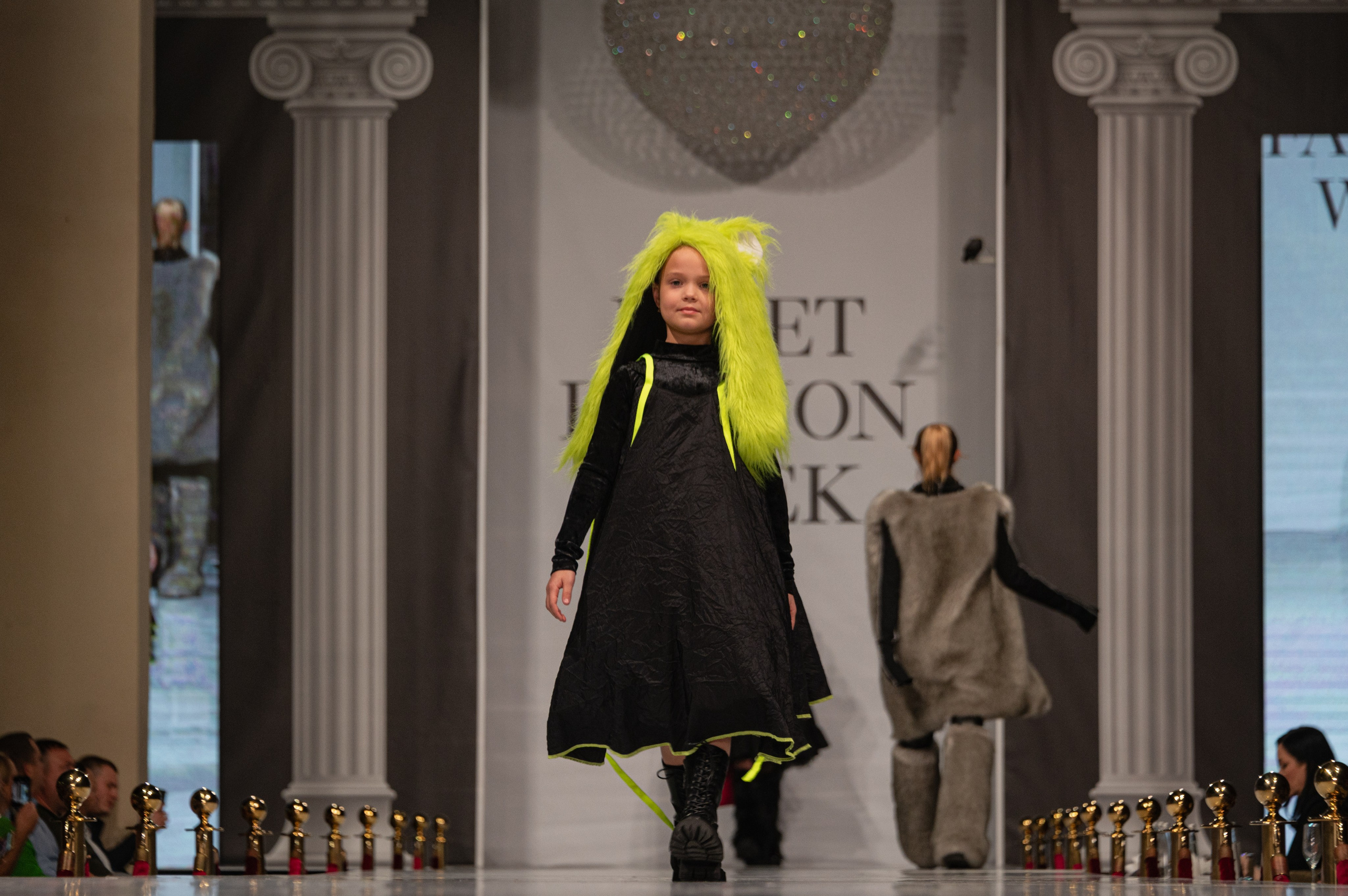 Estet Fashion Week-2023. Фотограф Роман Адлер