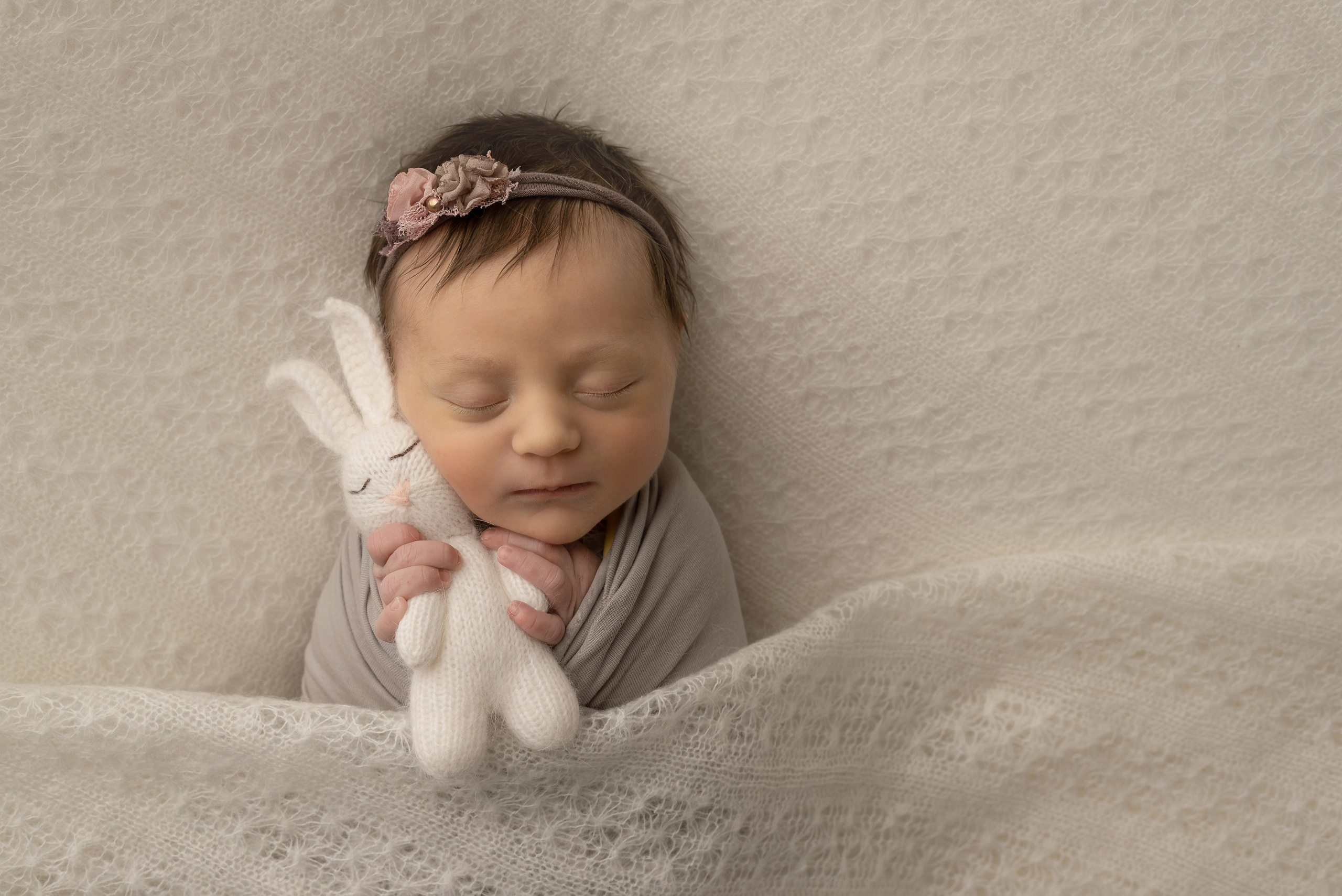 Photos of newborn babies. Photographer of newborns and children up to a year in Montenegro