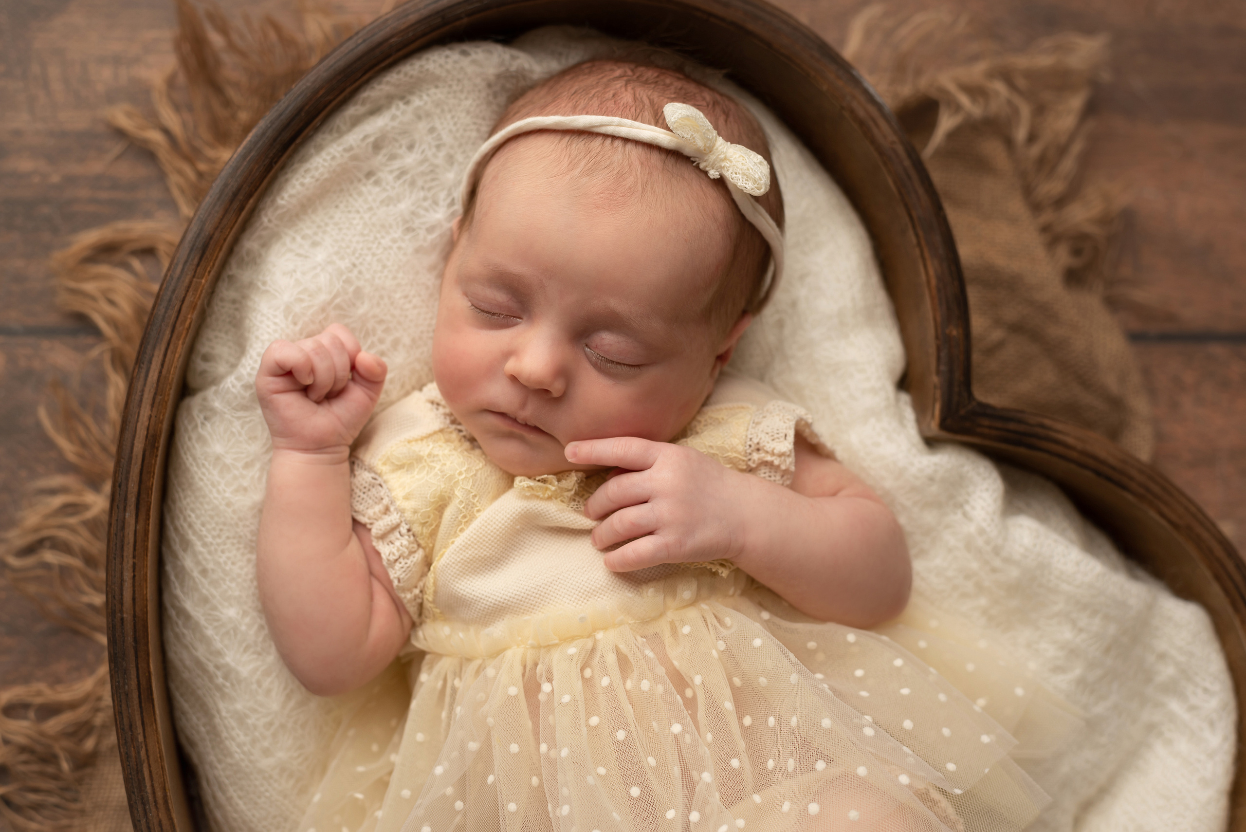 Photos of newborn babies. Photographer of newborns and children up to a year in Montenegro