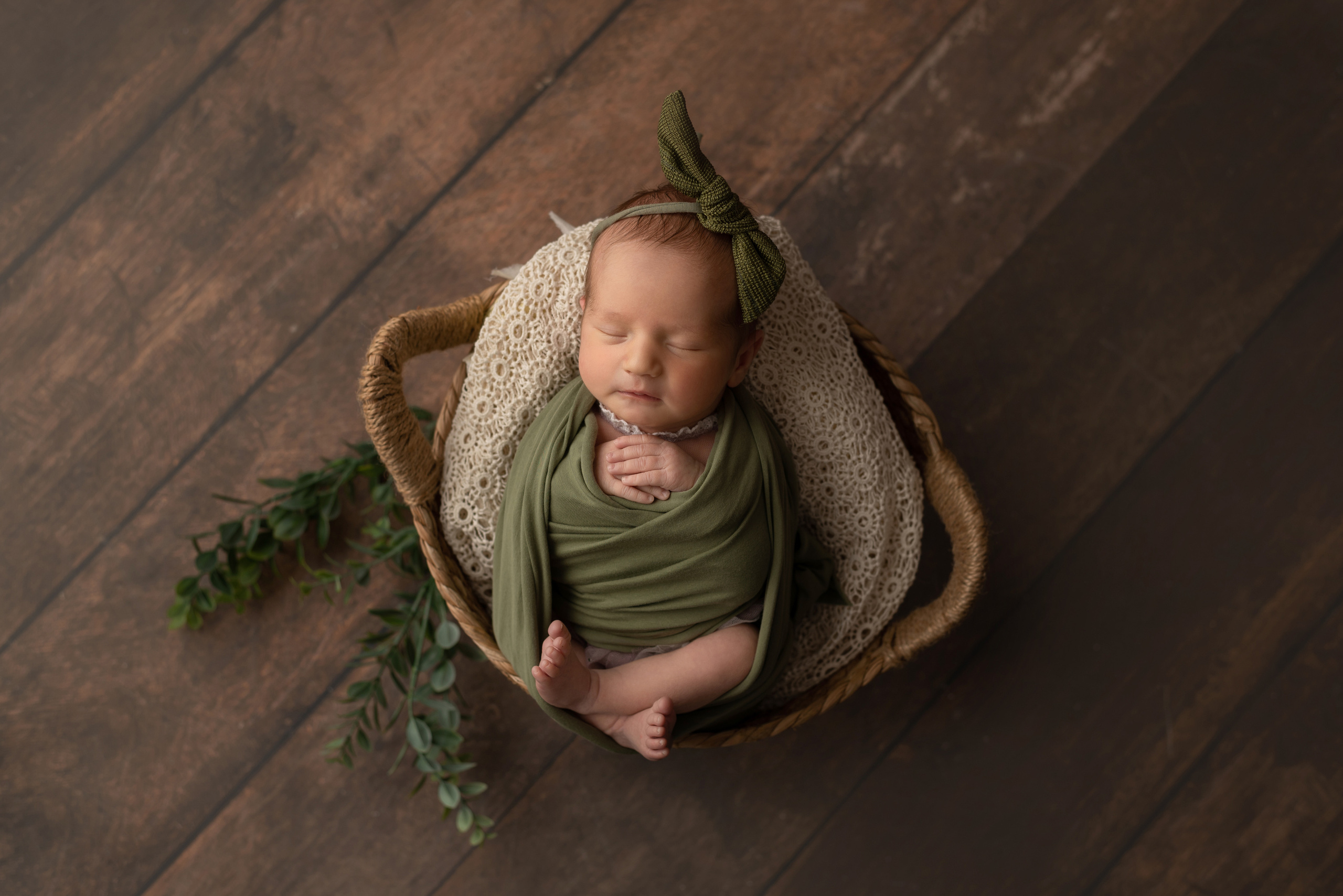 Photos of newborn babies. Photographer of newborns and children up to a year in Montenegro