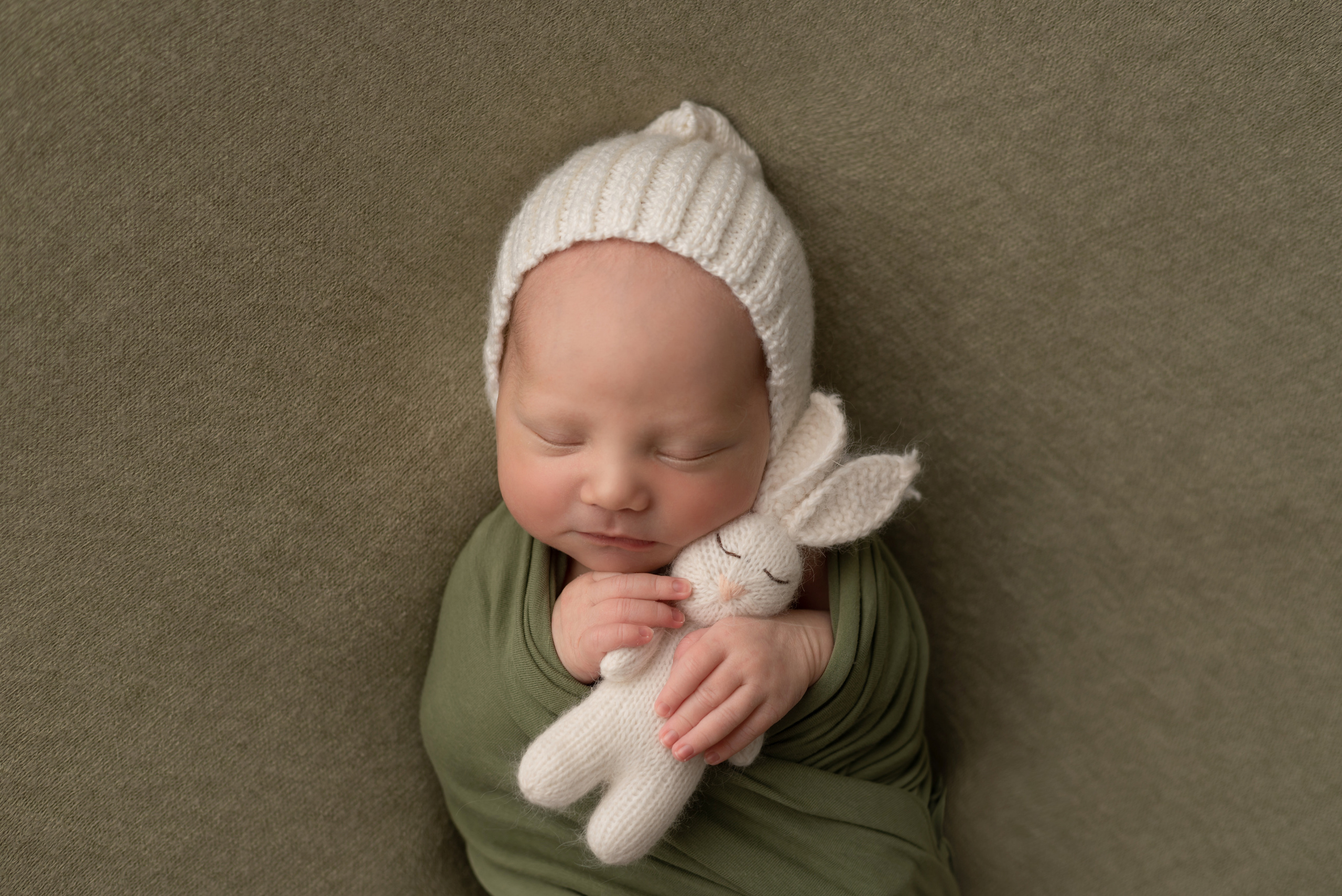 Photos of newborn babies. Photographer of newborns and children up to a year in Montenegro