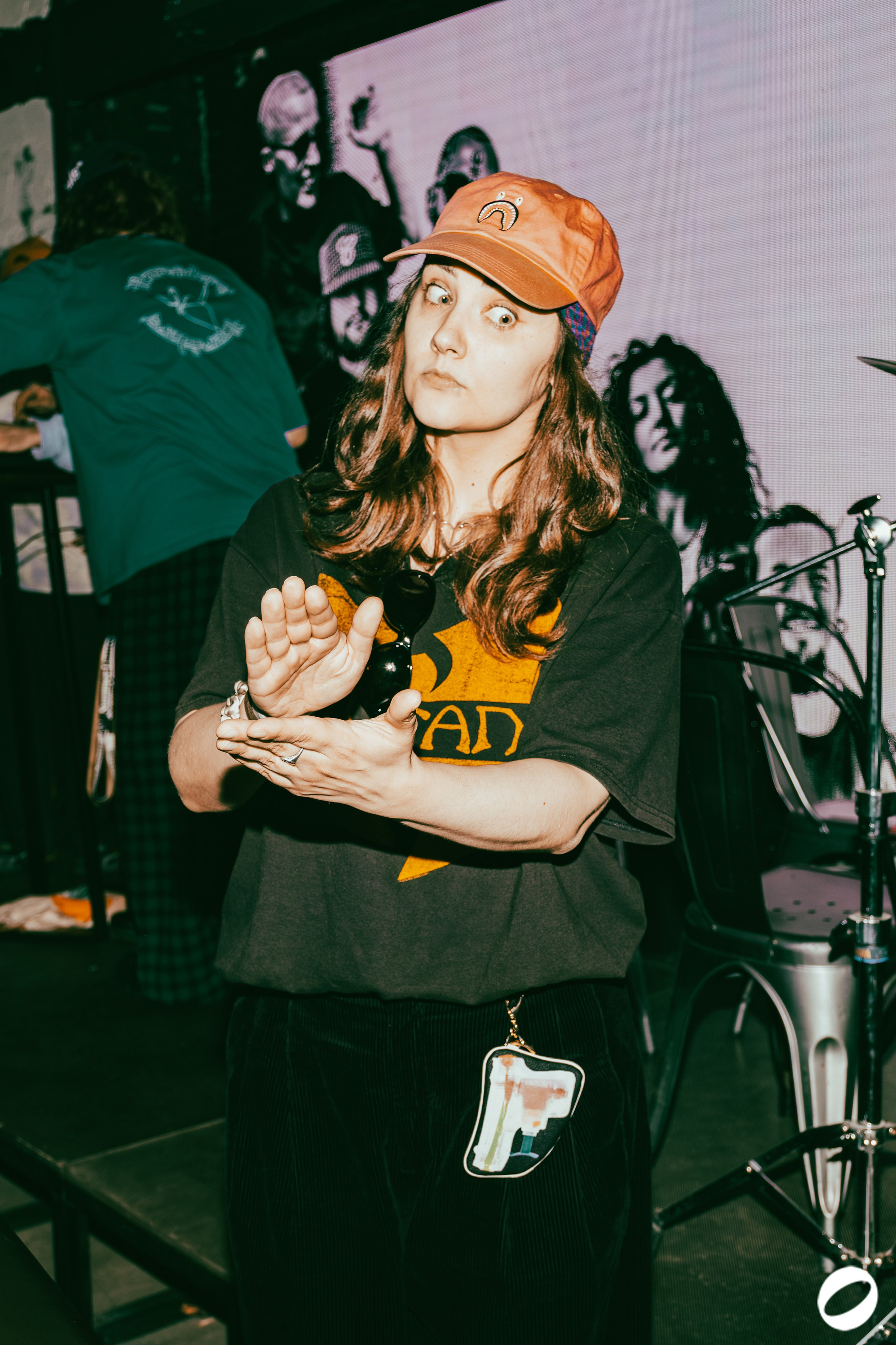 ODD.CLUB 04/04 (@youlovebu). Соня бу тебя сфоткала