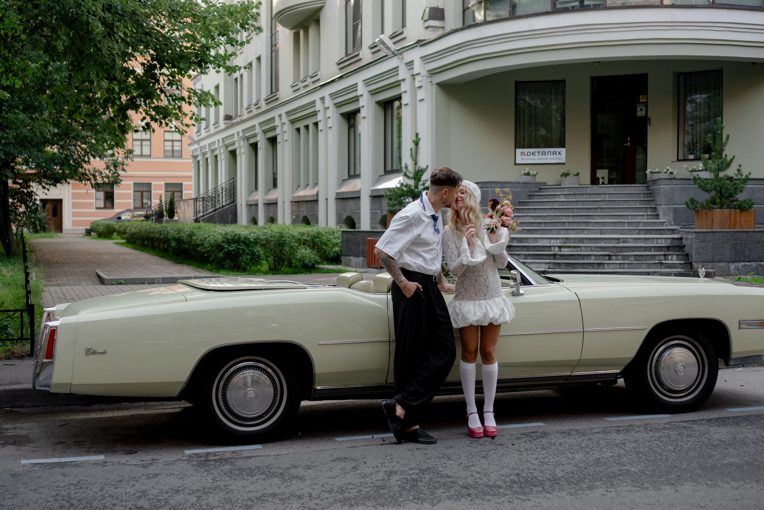 СВАДЕБНАЯ СЬЕМКА С КАБРИОЛЕТОМ В САНТК-ПЕТЕРБУРГЕ НА ПЕТРОГРАДКЕ В ОТЕЛЕ ПАНОРАМИКА. Профессиональный фотограф, Санкт-Петербург — Виктория Богомолова