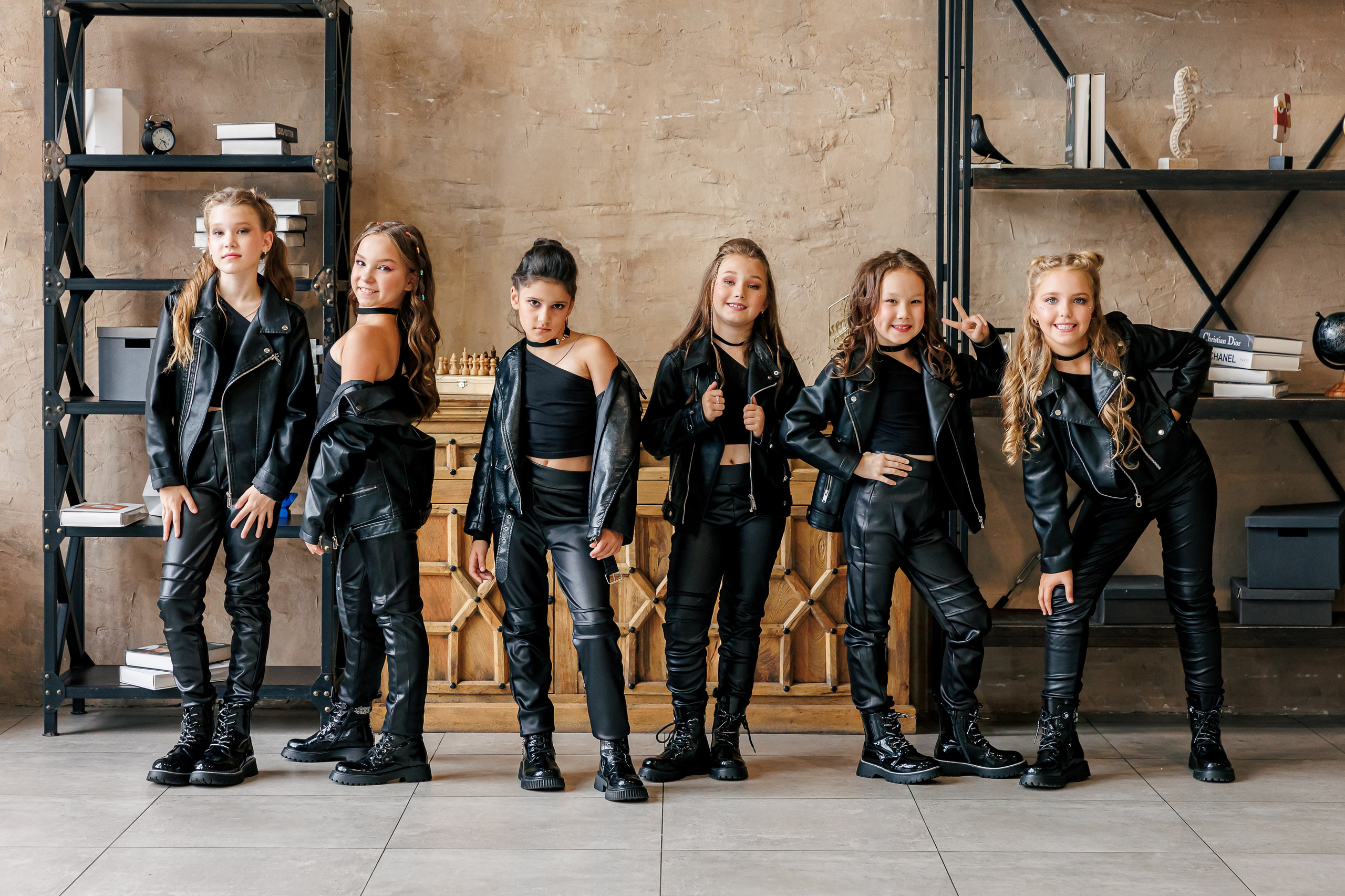 Студийная съёмка для вокальной студии «Звёздочка». Семейный и детский фотограф Комина Елена, Власиха, Одинцово