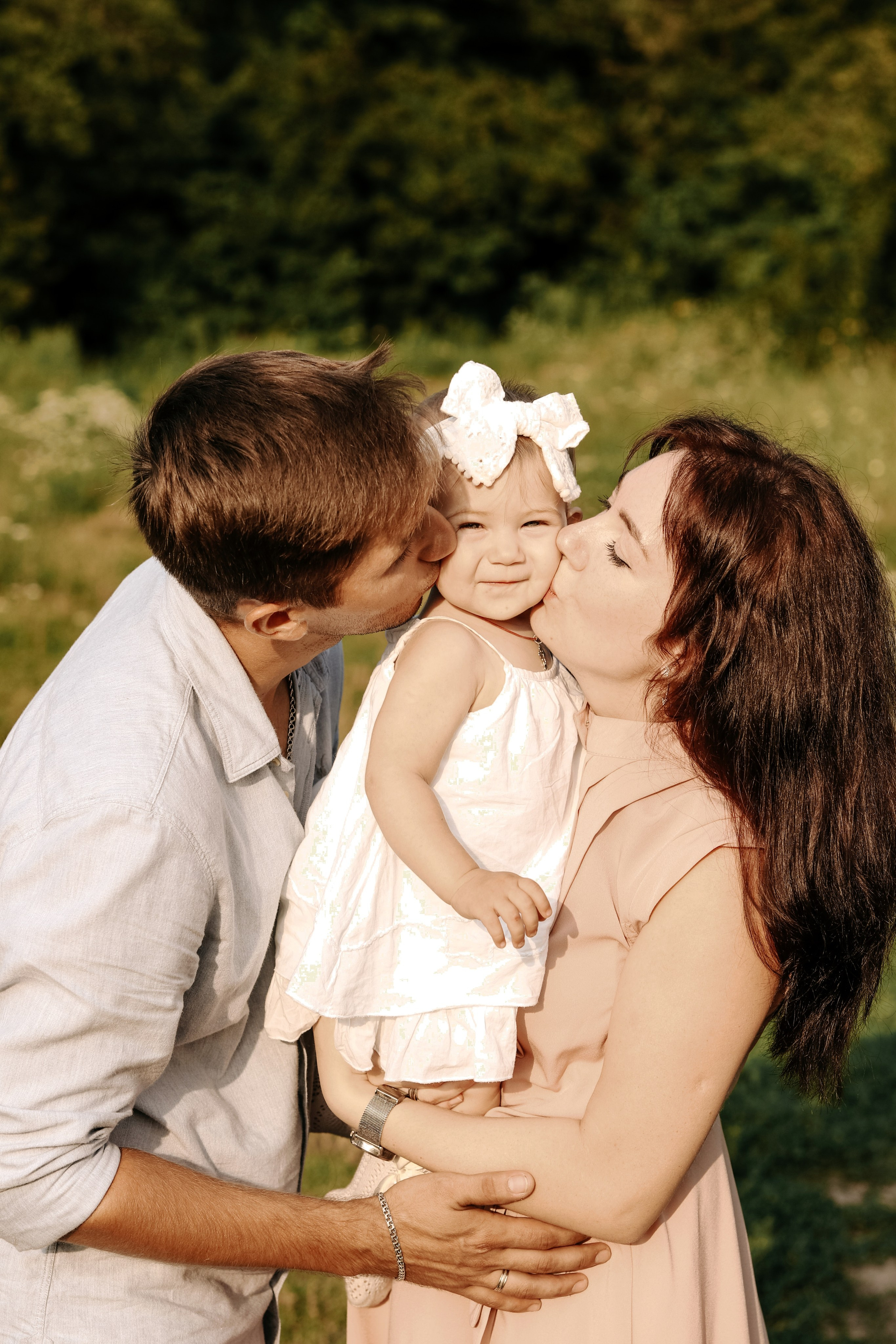 Семейная фотосессия 1 годик Алисии. Профессиональный фотограф Юнаковская Оксана