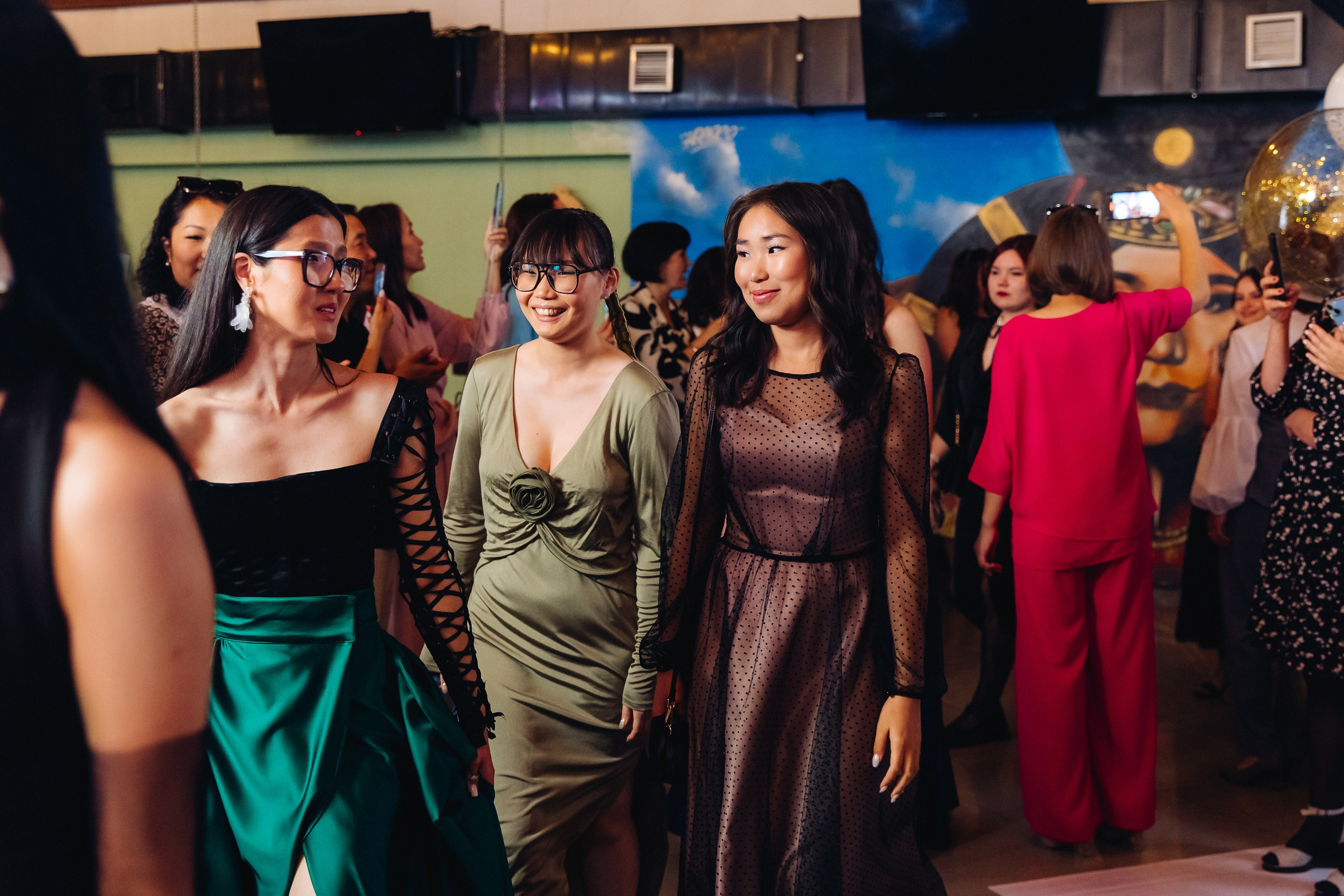 Выпускной вечер. 49 школа. Баран на корове. Свадебный и семейный фотограф в Улан-Удэ