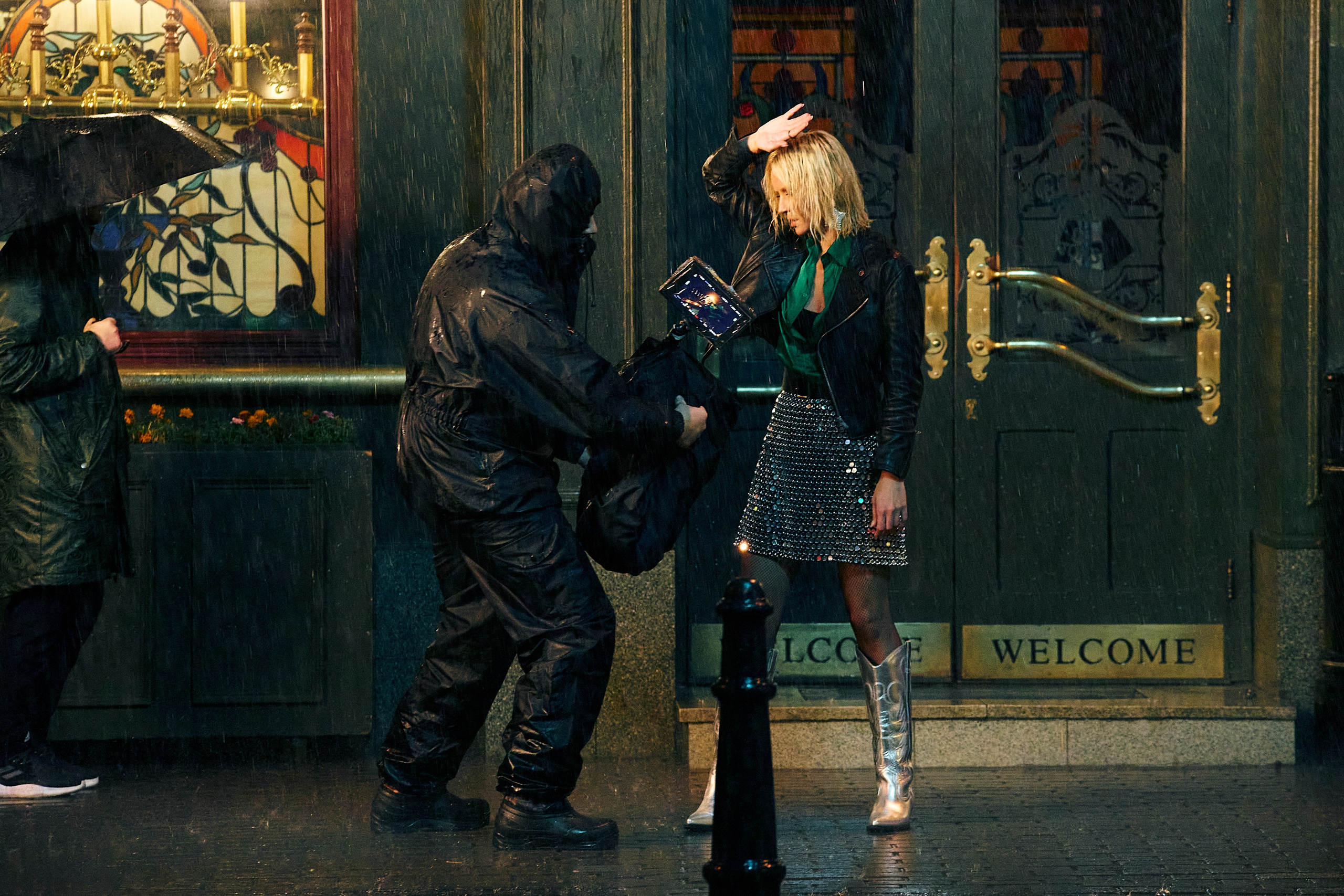 POLINA GAGARINA «BABOCHKI». FASHION PHOTOGRAPHER