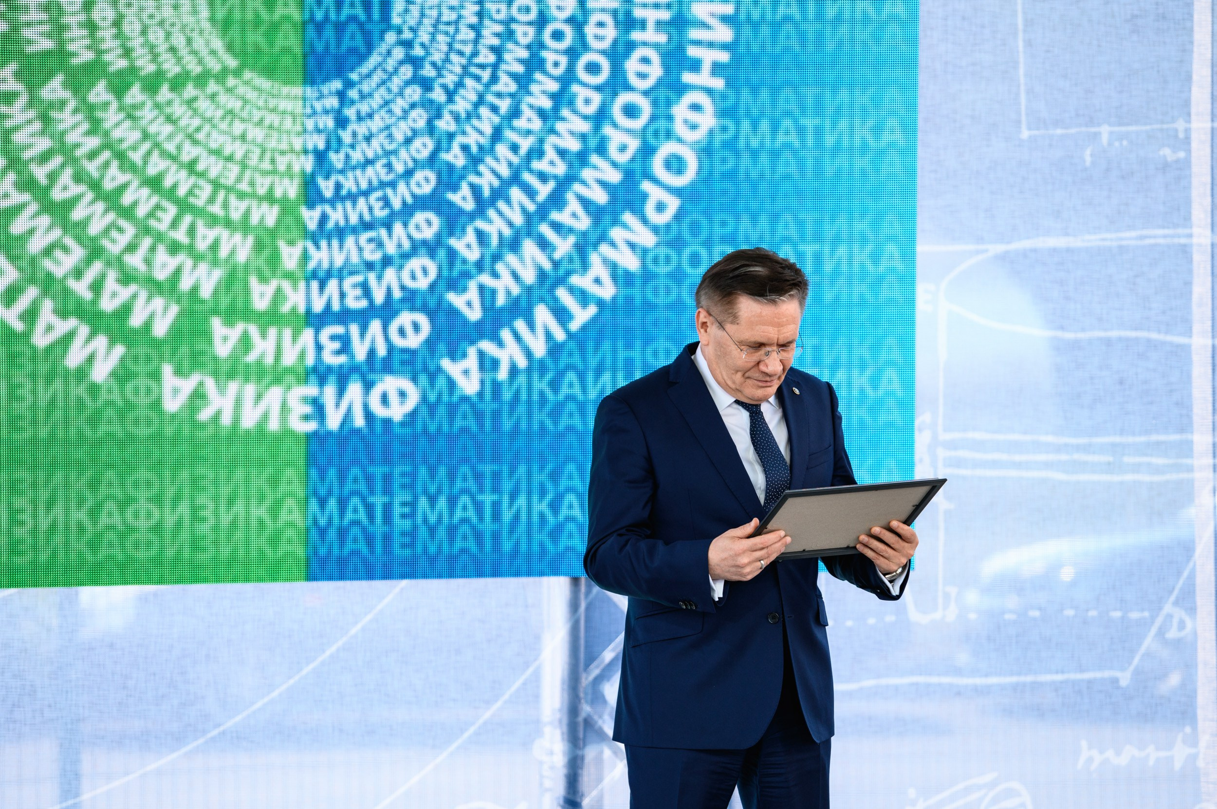 Выпускной МГУ. Фотограф Захваткин Роман