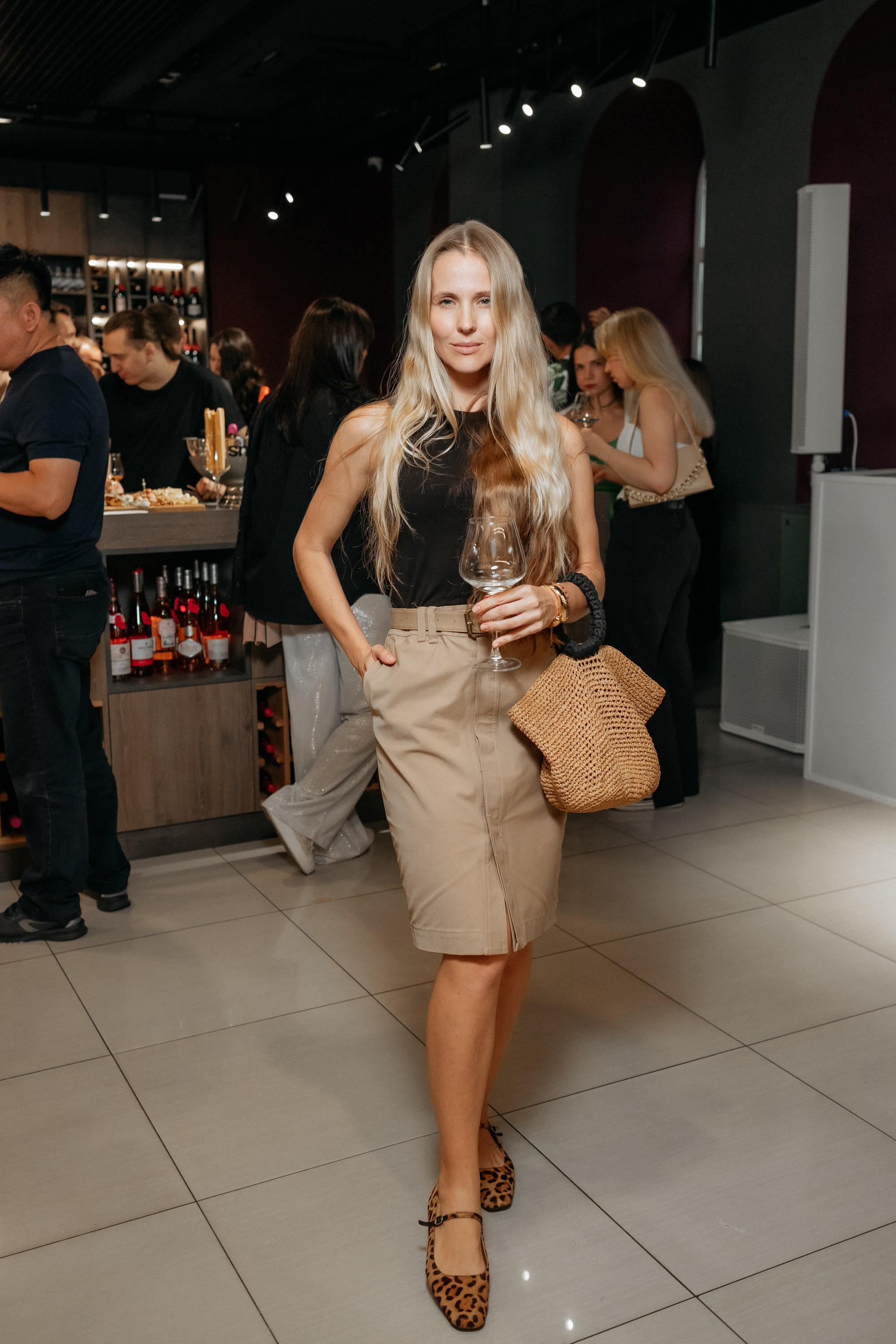 BY SIMPLE ВИНОТЕКА — ОТКРЫТИЕ. СВОИ. ФОТООТЧЕТЫ-СОБЫТИЯ-МЕСТА