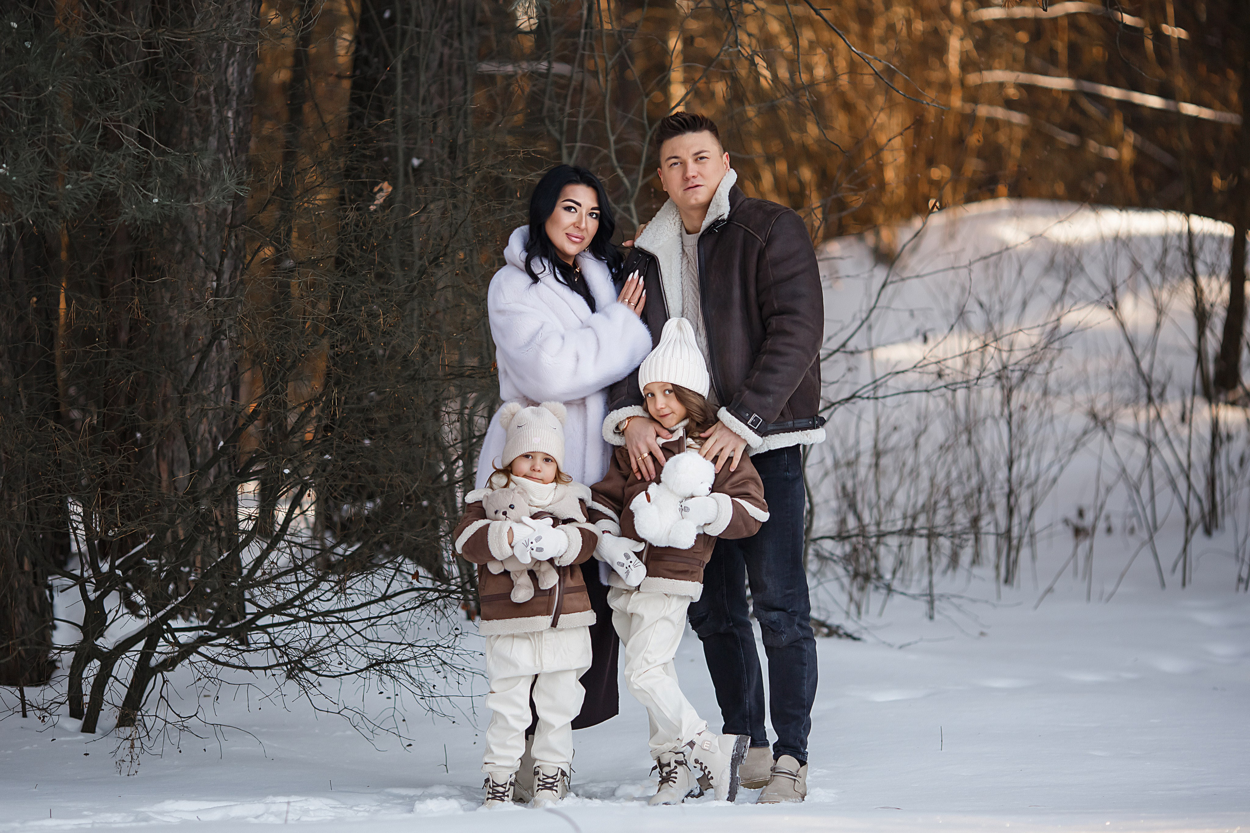 Зимняя прогулка по лесу. Свадебный, семейный и детский фотограф Набережные Челны