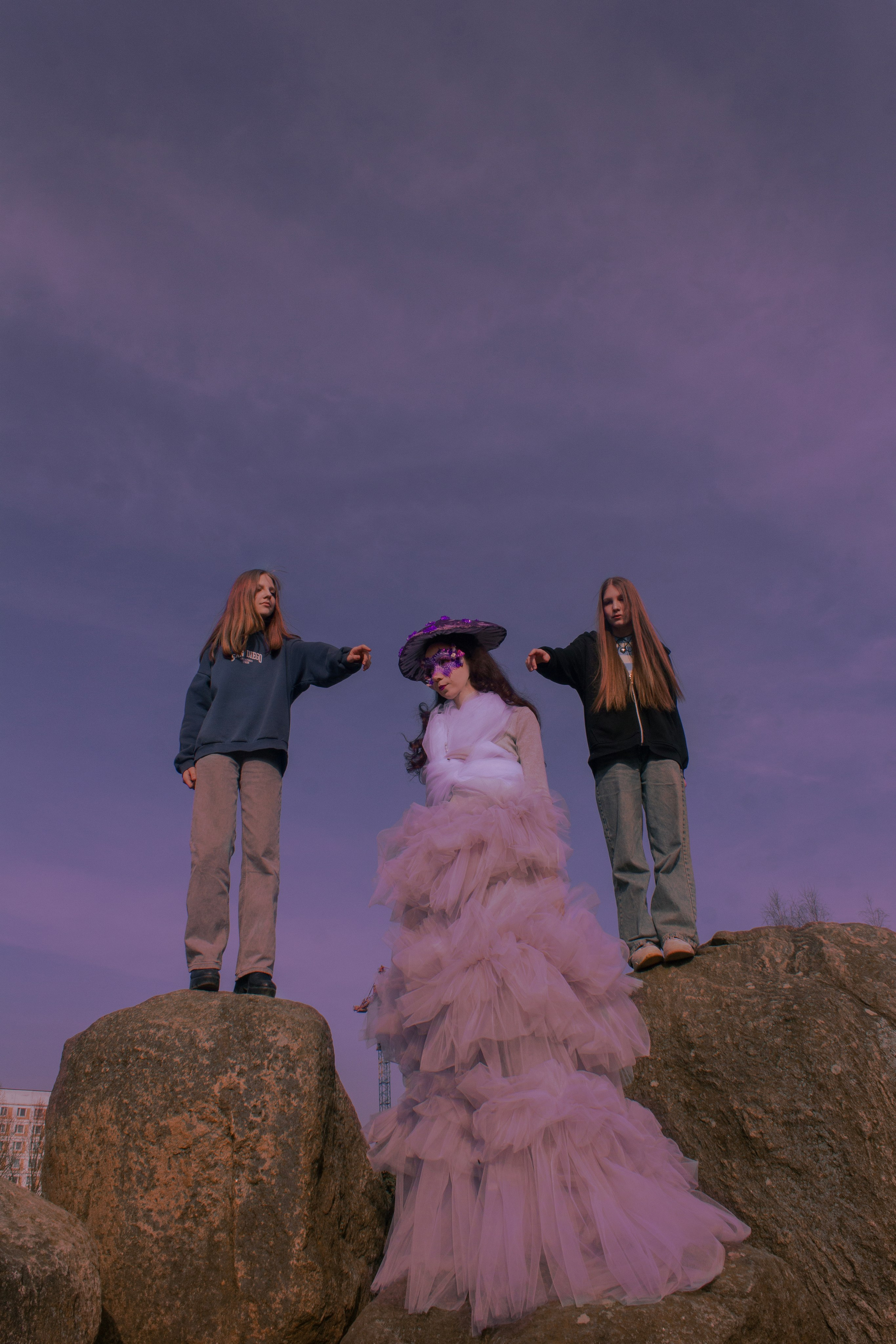 Яркий городской грибочек