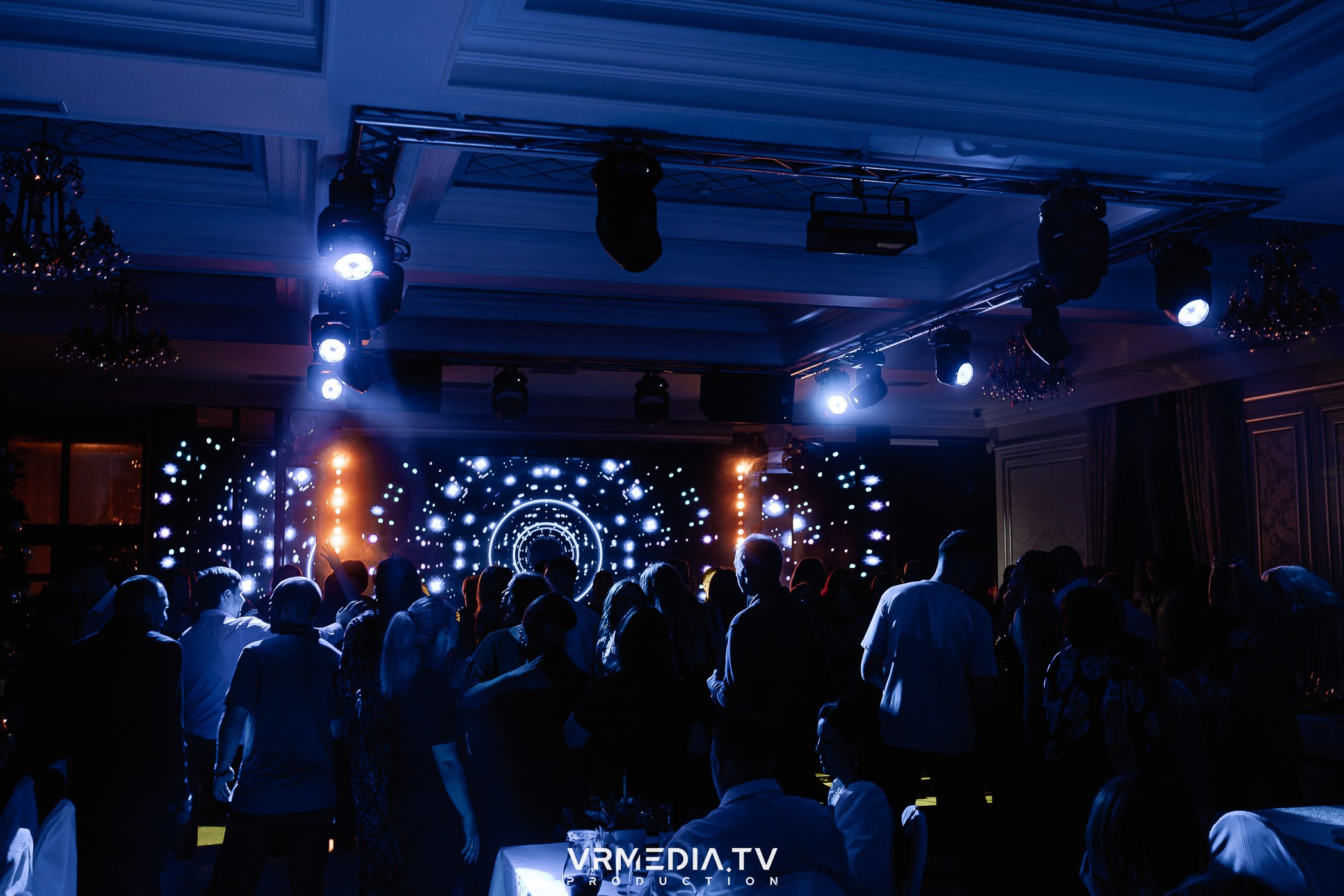 Новогодний вечер в ресторане «Лазурный Берег»