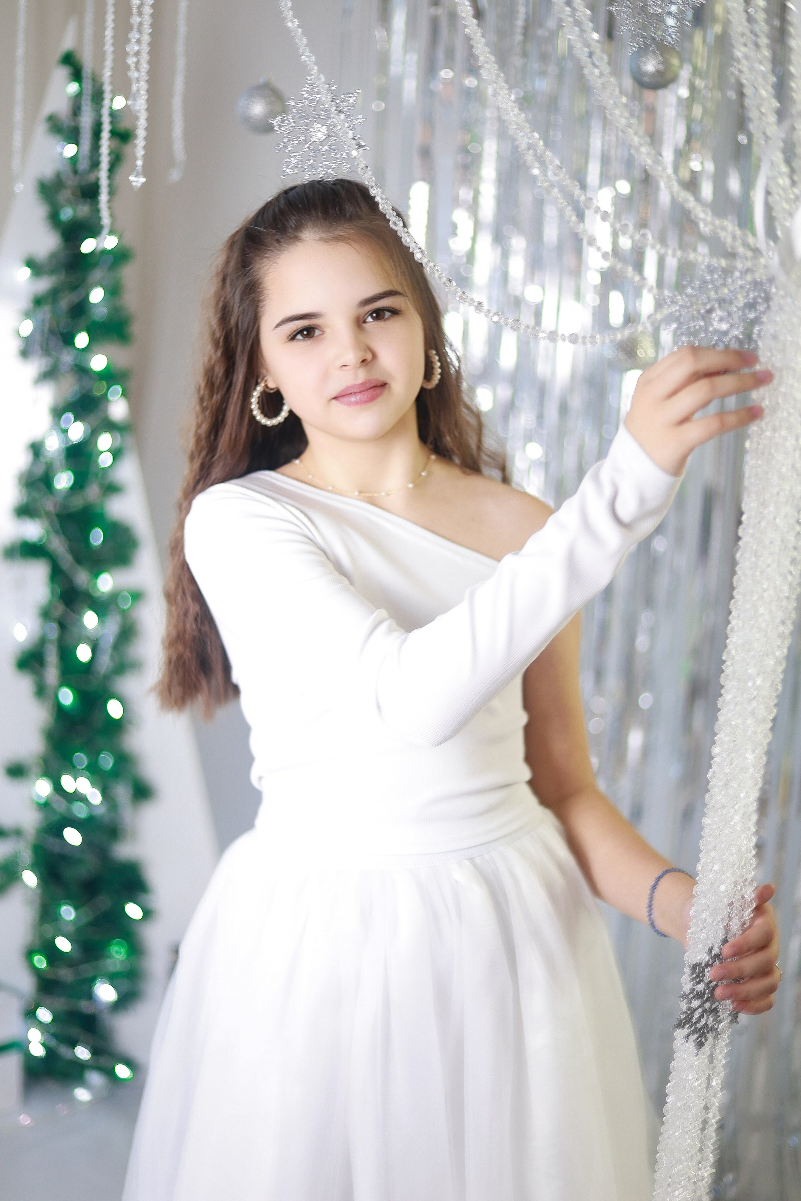 Семейные фотосессии студийные; новогодние, тематические, домашние и тд. Выпускные альбомы для школ и Детских садов в Барнауле /Выпускные/Свадебные/Детские/Семейные и др. виды съёмок /Фотограф Вера Валейко