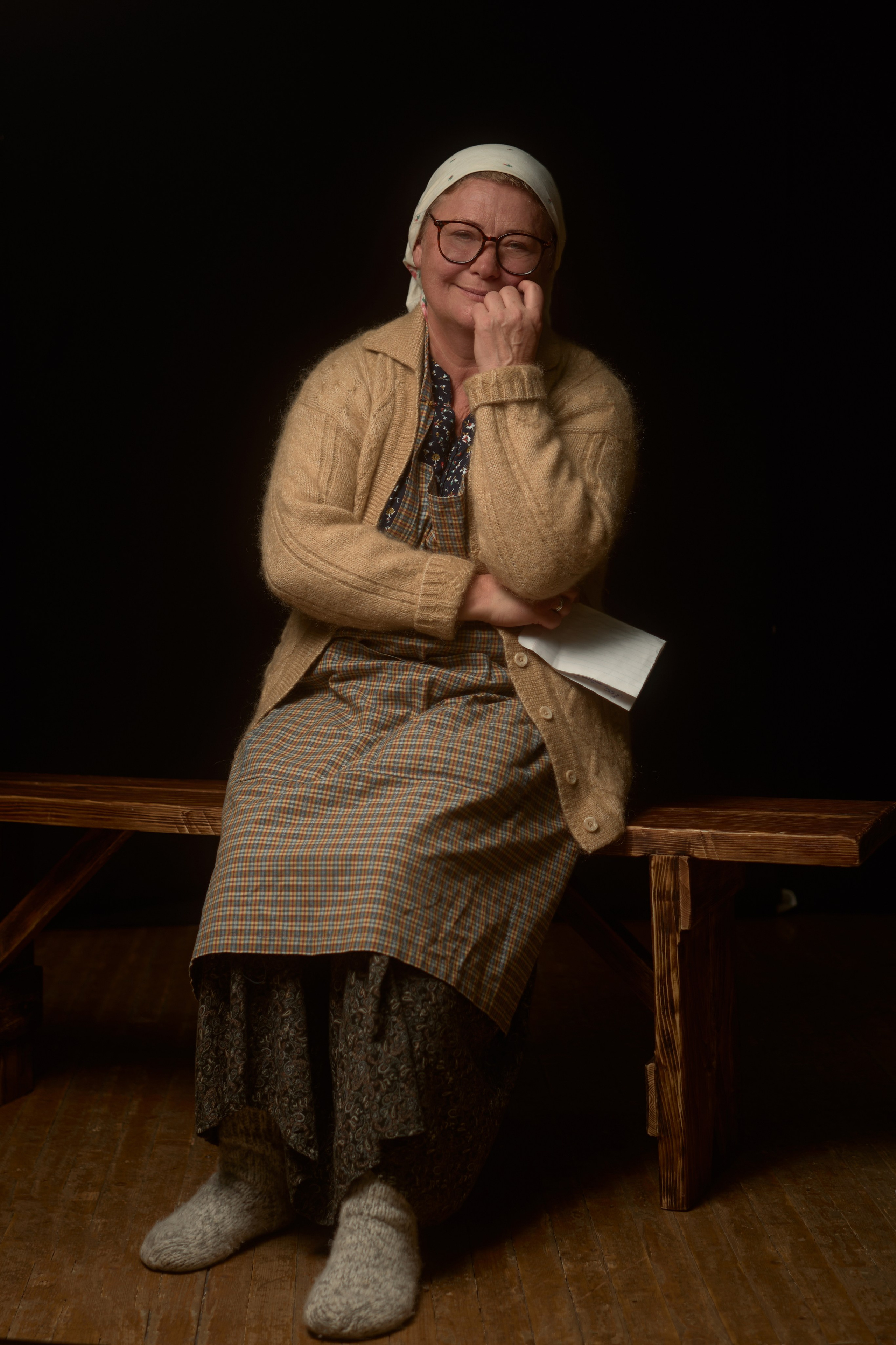 Герои спектакля «Сельские жители» театральной студии «Стихия» под руководством актрисы театра и кино Елены Медведевой. Фотограф Женя Пашкина