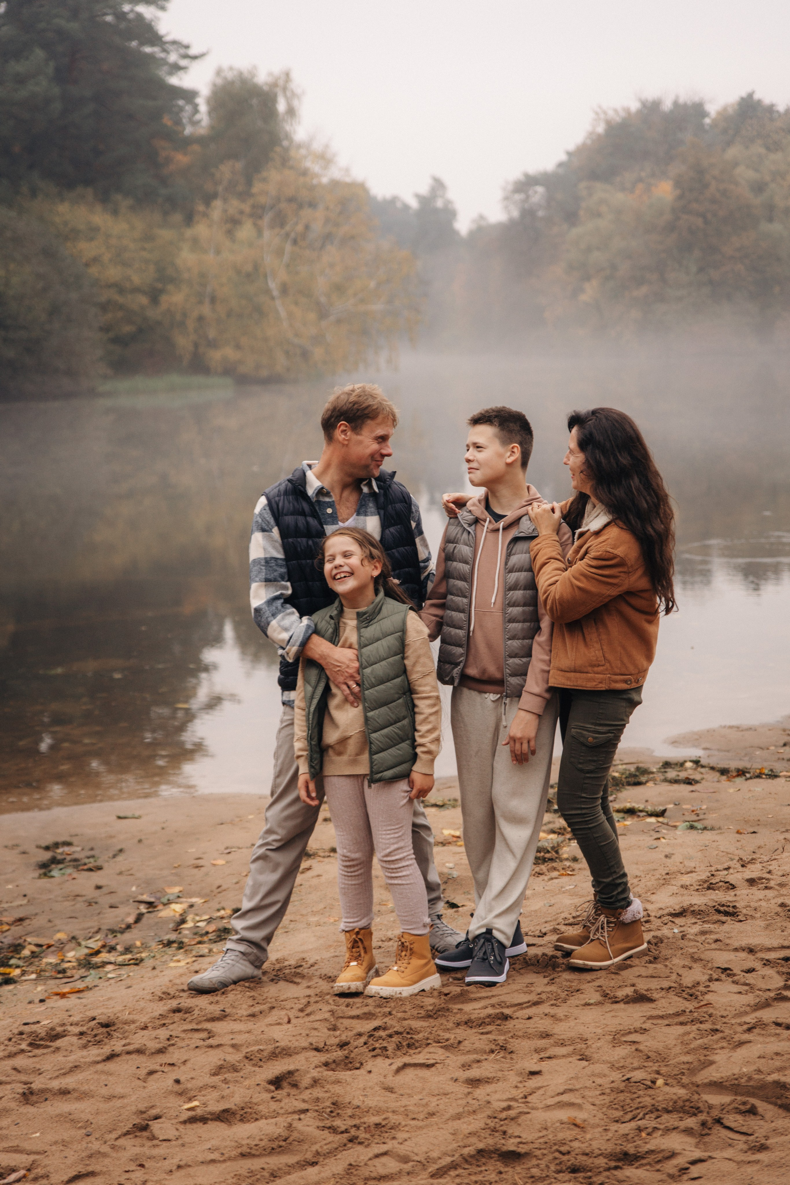 Алина, Саша, Андрей и Полина. Семейный фотограф В Москве Александра Дейкун
