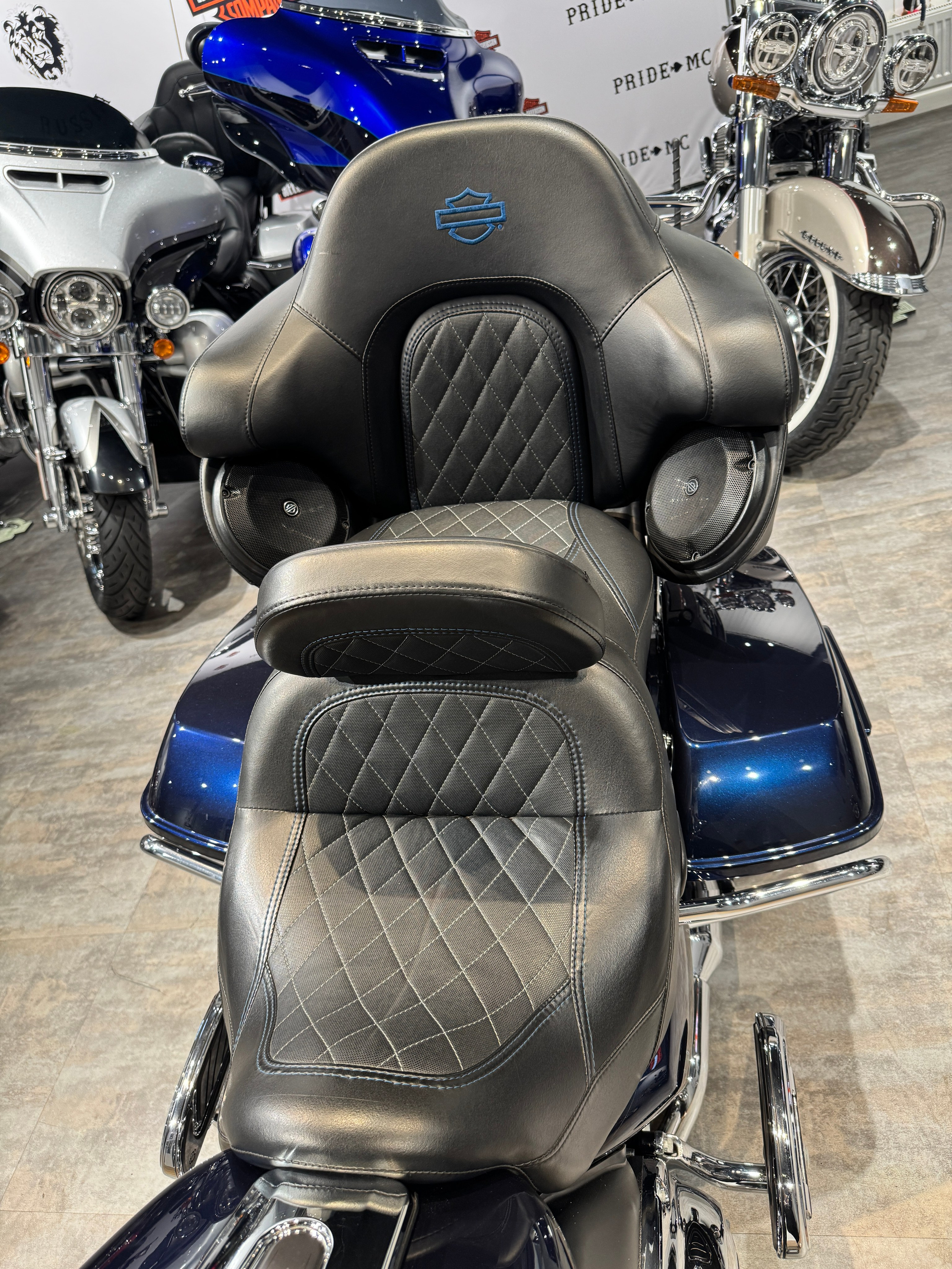 Мотоциклы Harley-Davidson 2018 HD CVO Ultra Limited 115 (Touring)  — купить мотоцикл. Hello Davidson, Москва. Только хорошие мотоциклы…